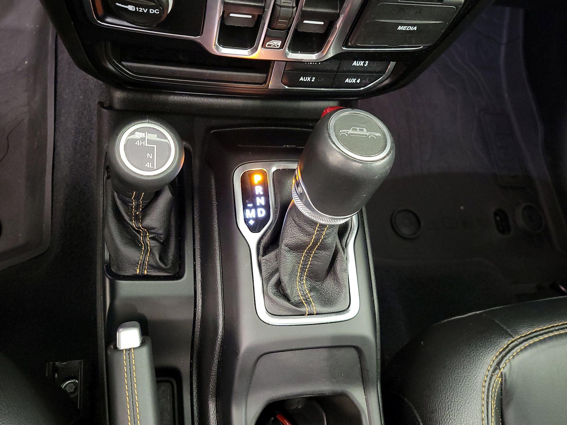 Thumbnail: 2021 Jeep Gladiator - 18