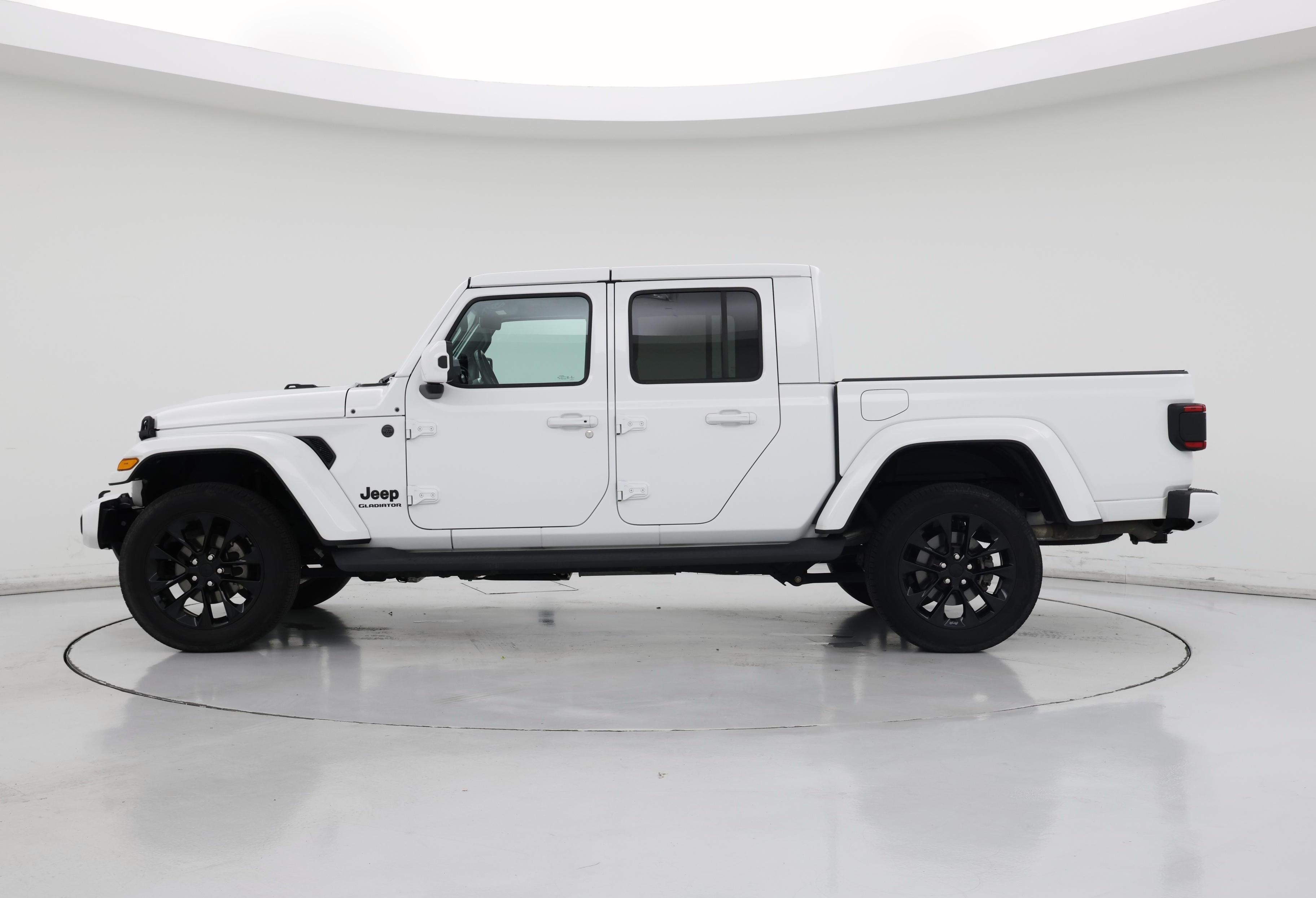 Thumbnail: 2021 Jeep Gladiator - 3