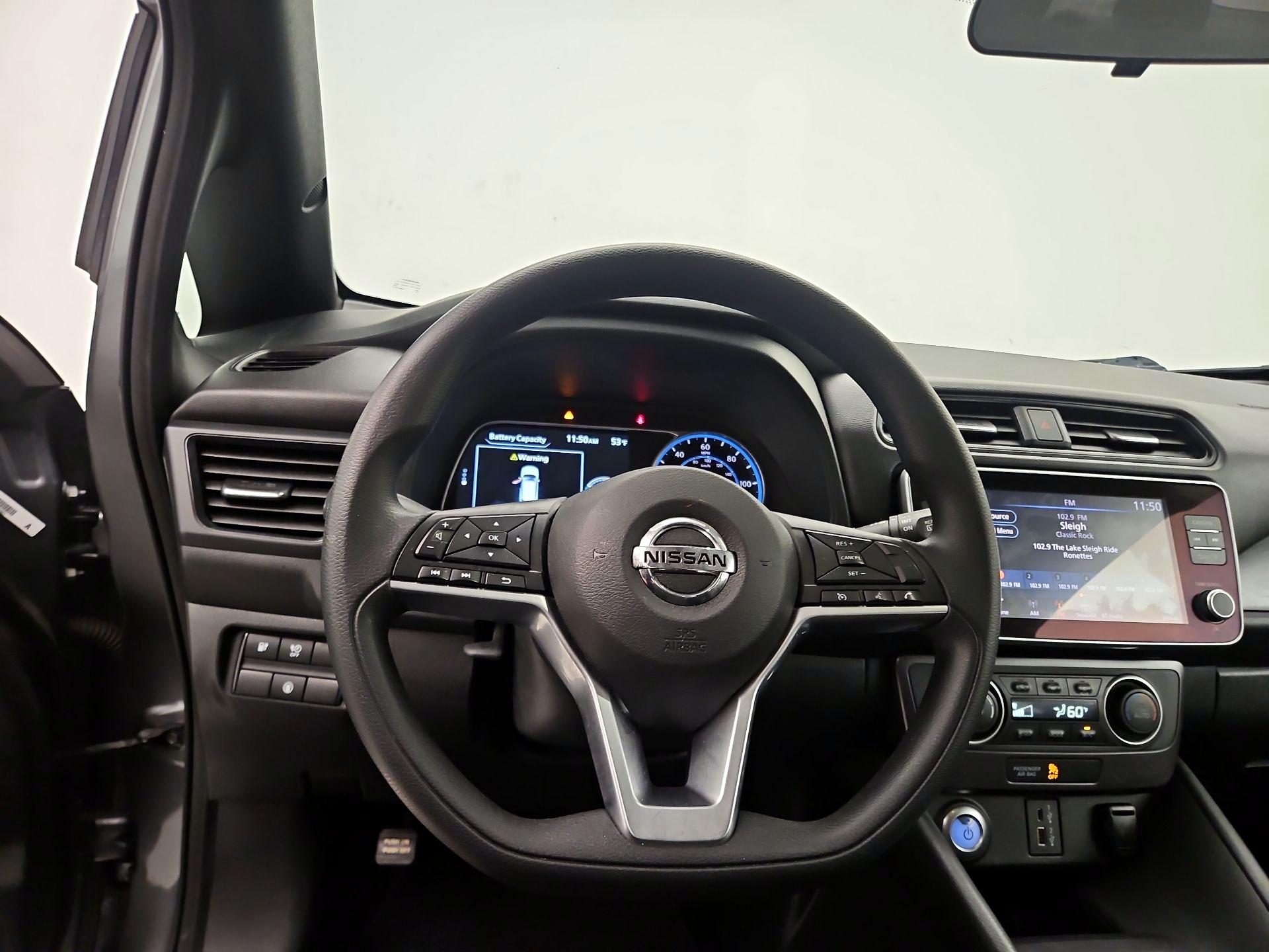 Thumbnail: 2020 Nissan Leaf - 10