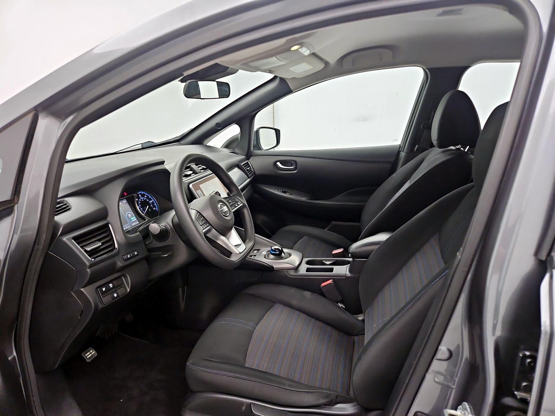 Thumbnail: 2020 Nissan Leaf - 11