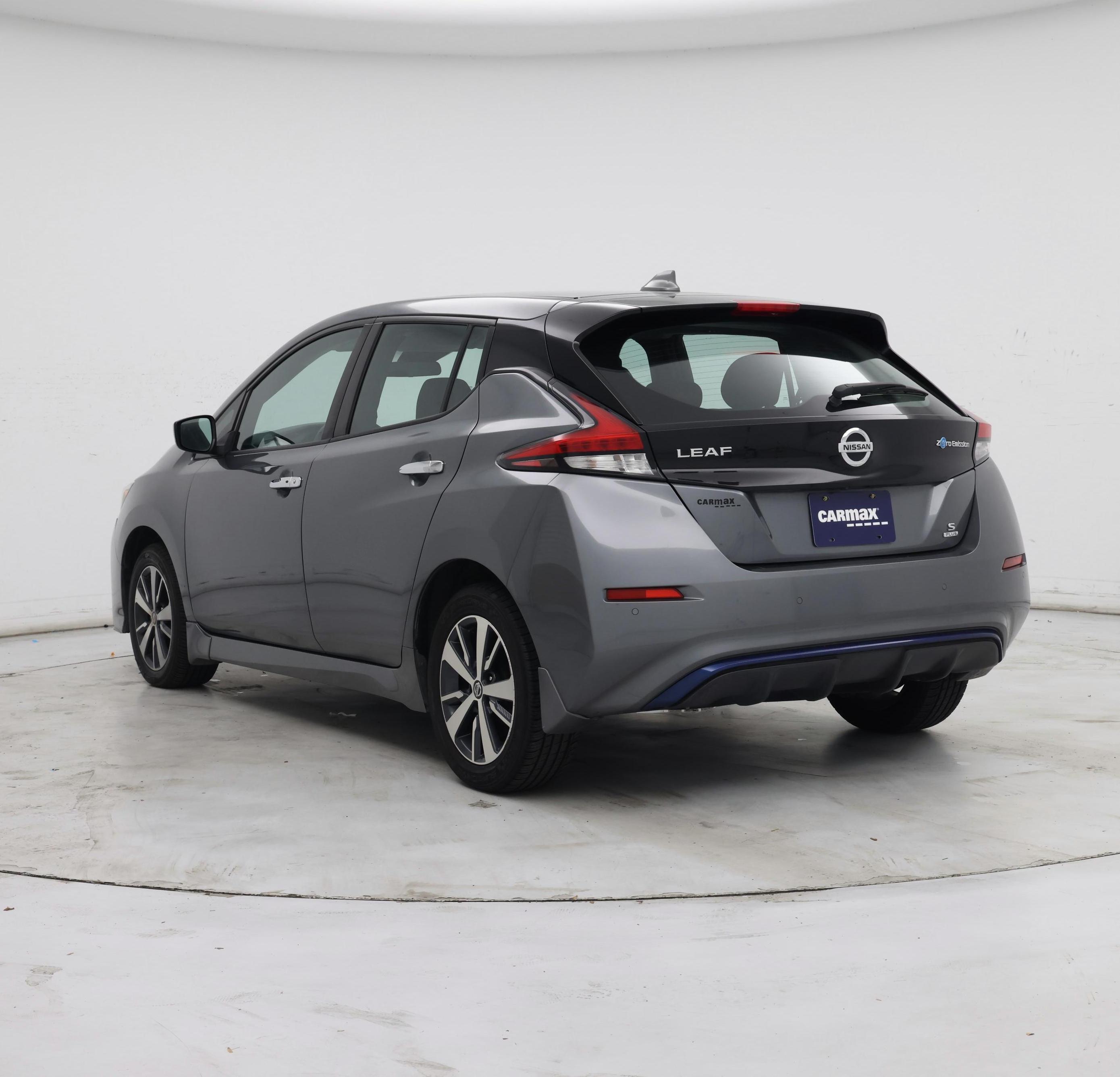 Thumbnail: 2020 Nissan Leaf - 2
