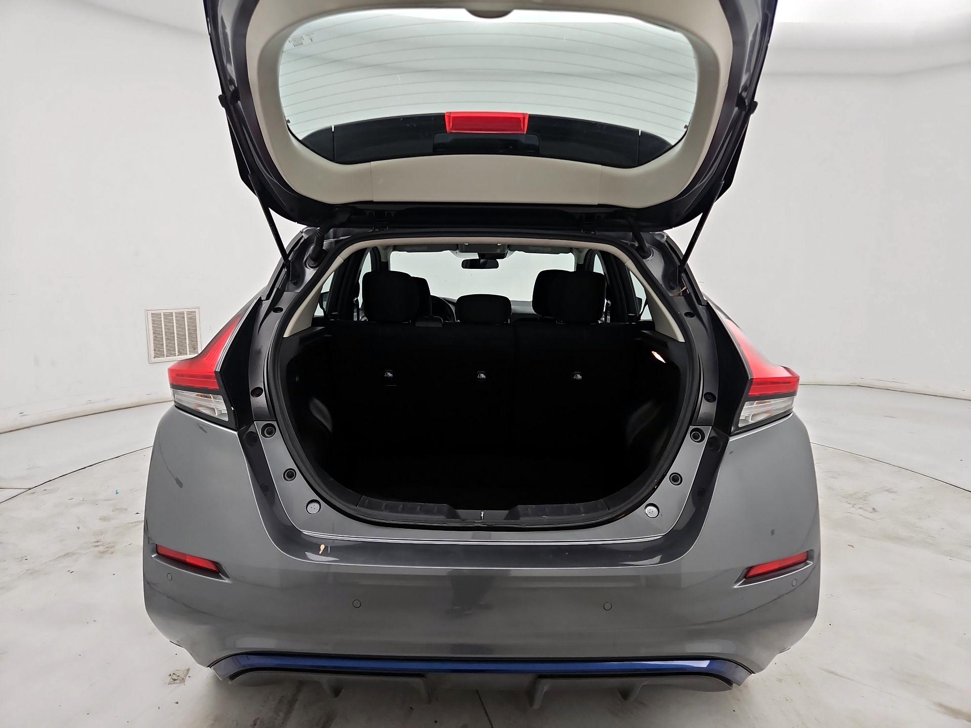 Thumbnail: 2020 Nissan Leaf - 20