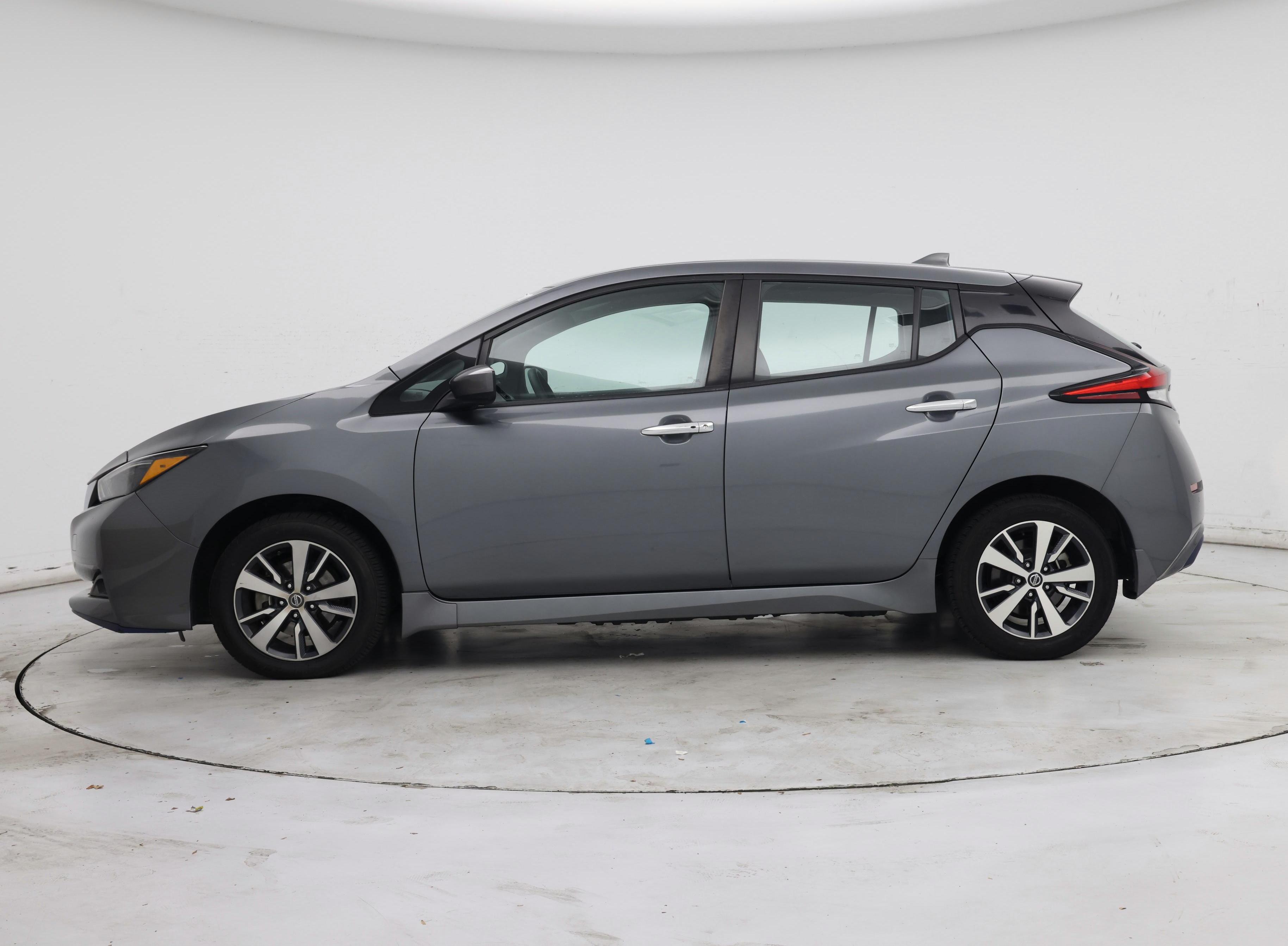 Thumbnail: 2020 Nissan Leaf - 3