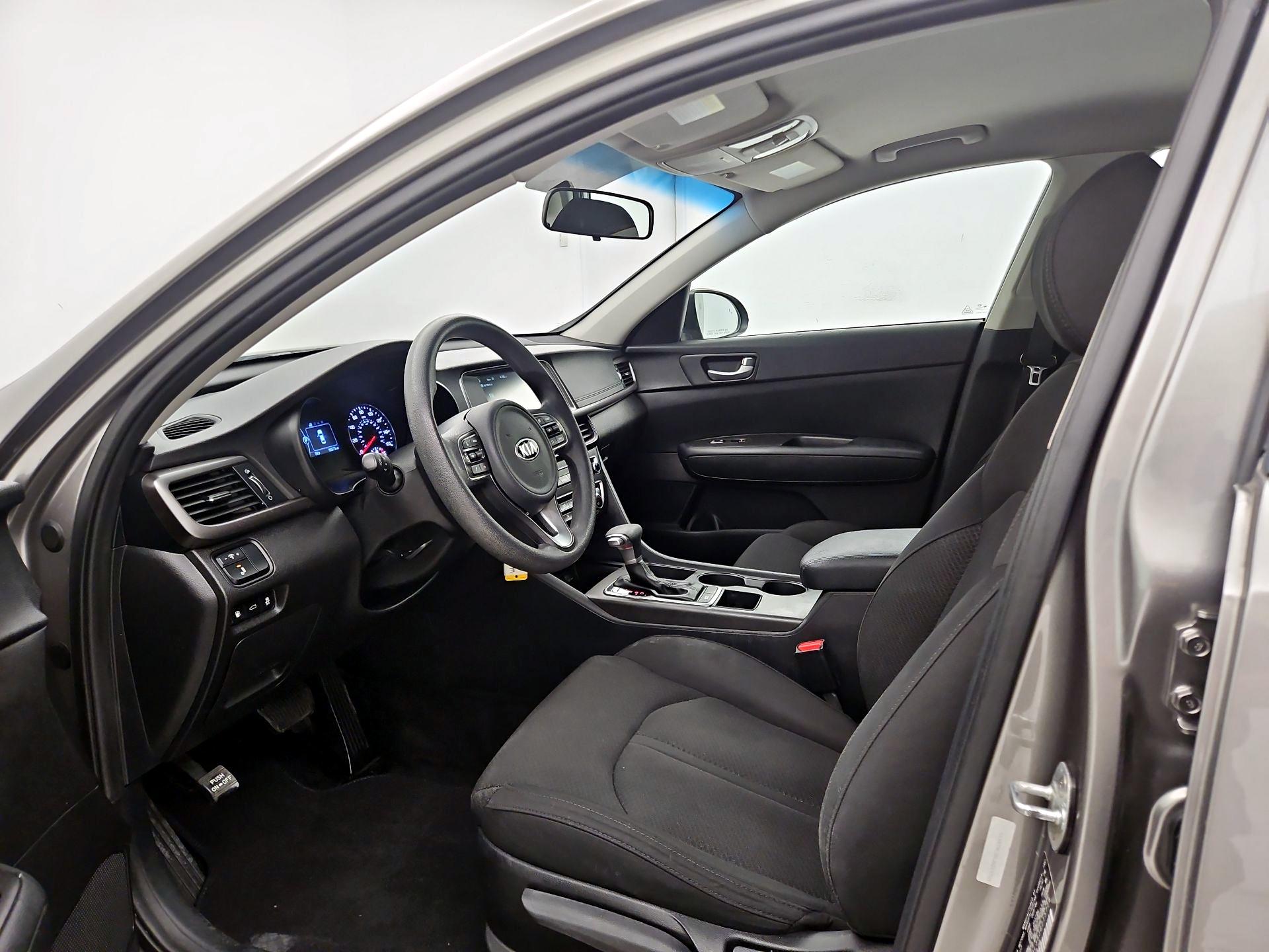 Thumbnail: 2018 Kia Optima - 11