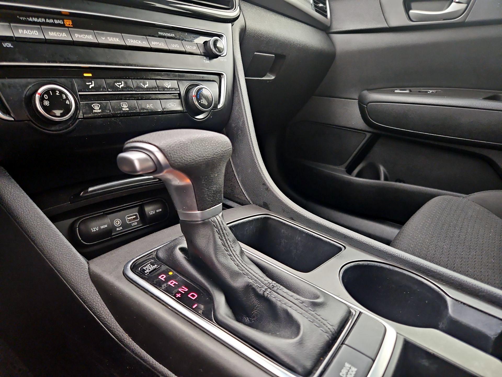 Thumbnail: 2018 Kia Optima - 17