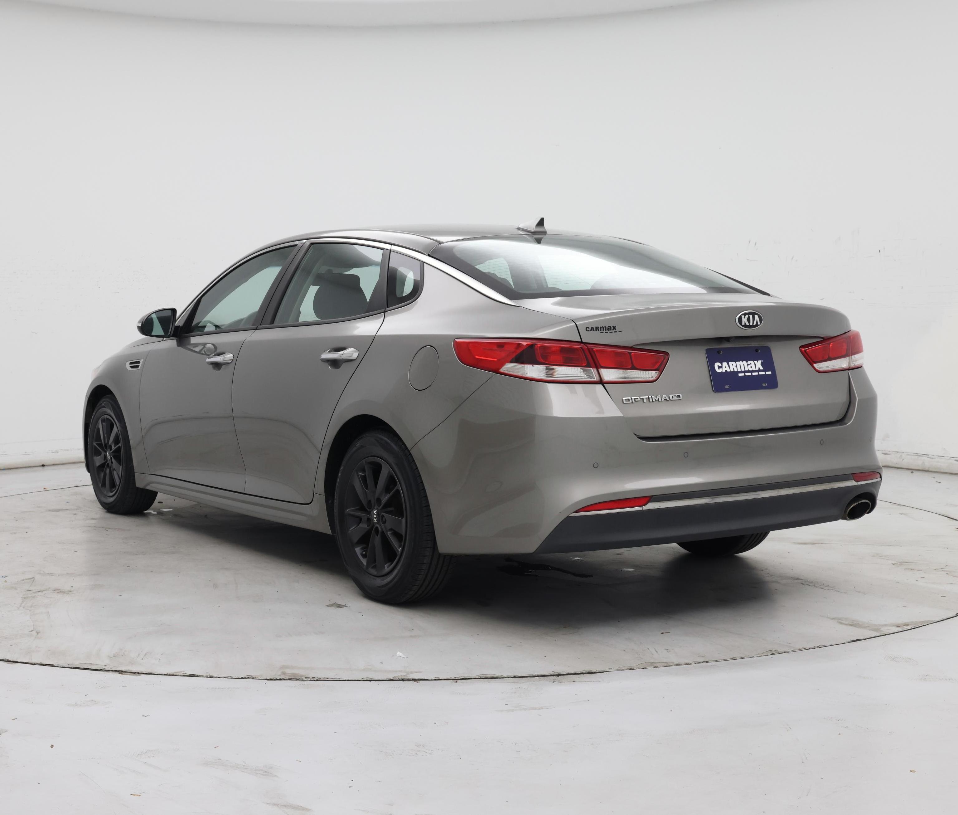 Thumbnail: 2018 Kia Optima - 2