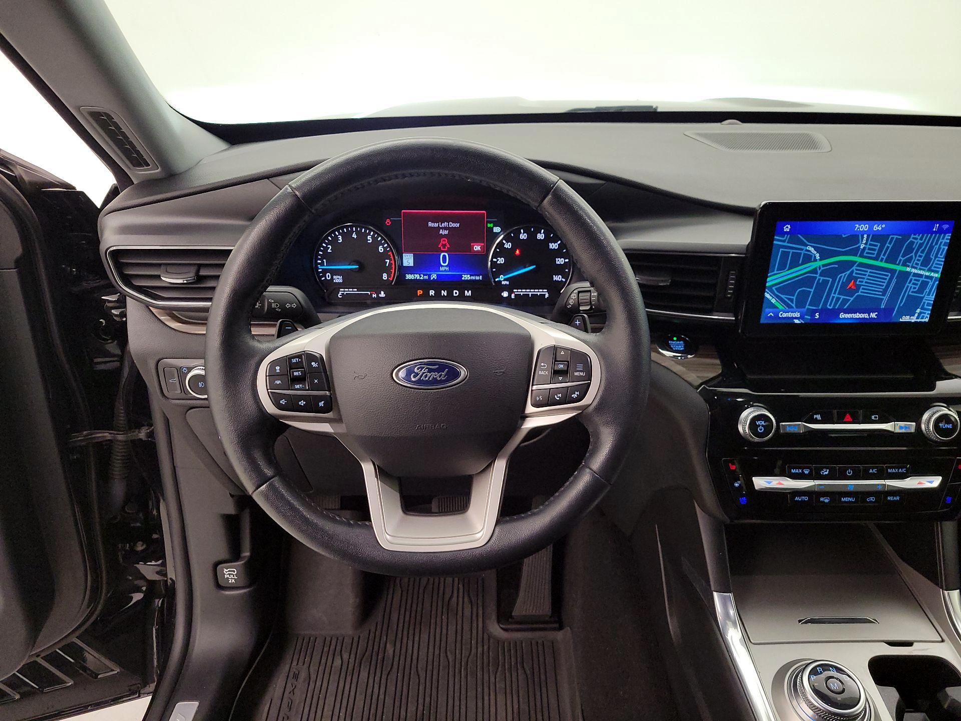 Thumbnail: 2021 Ford Explorer - 10