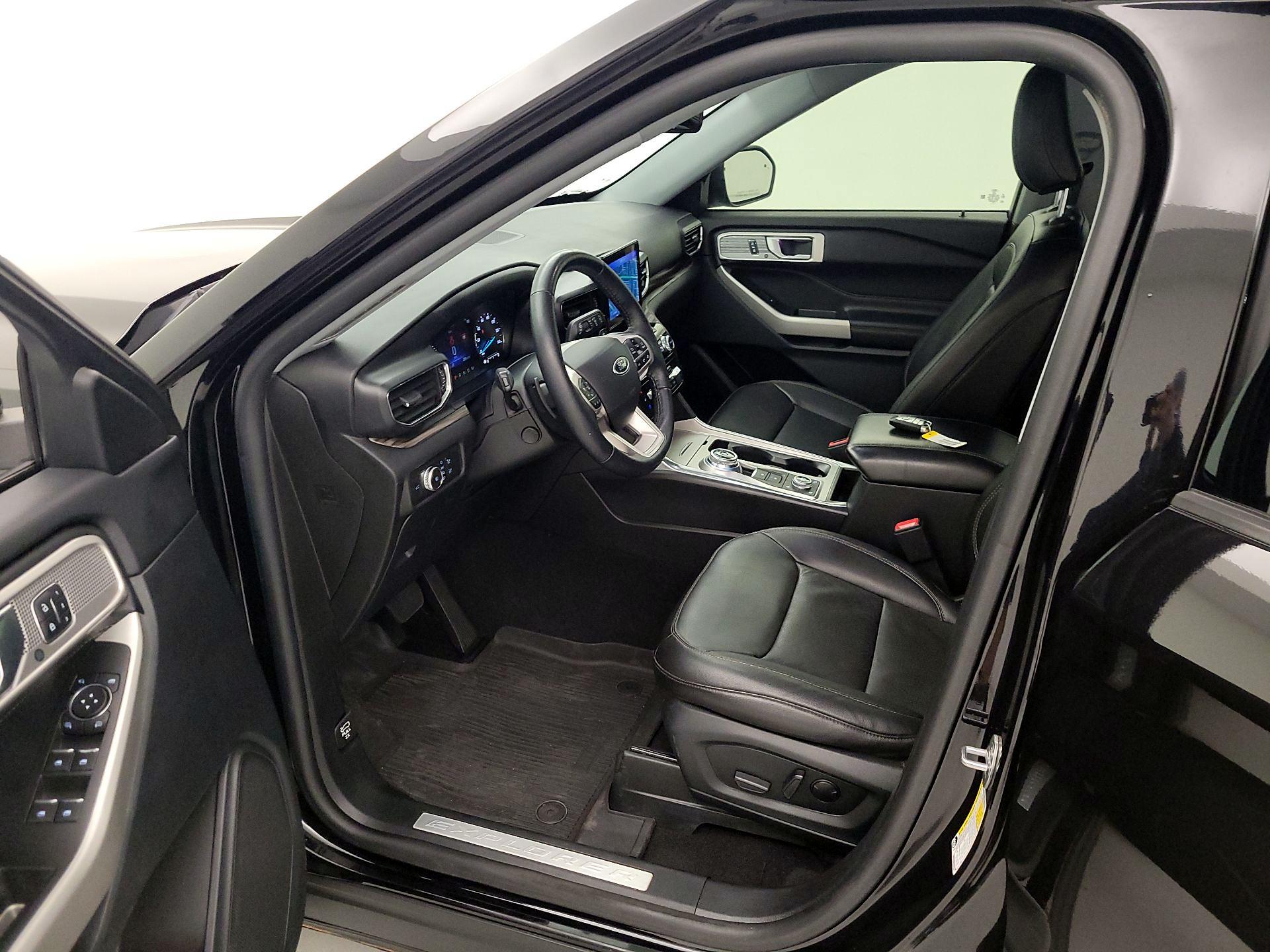 Thumbnail: 2021 Ford Explorer - 11