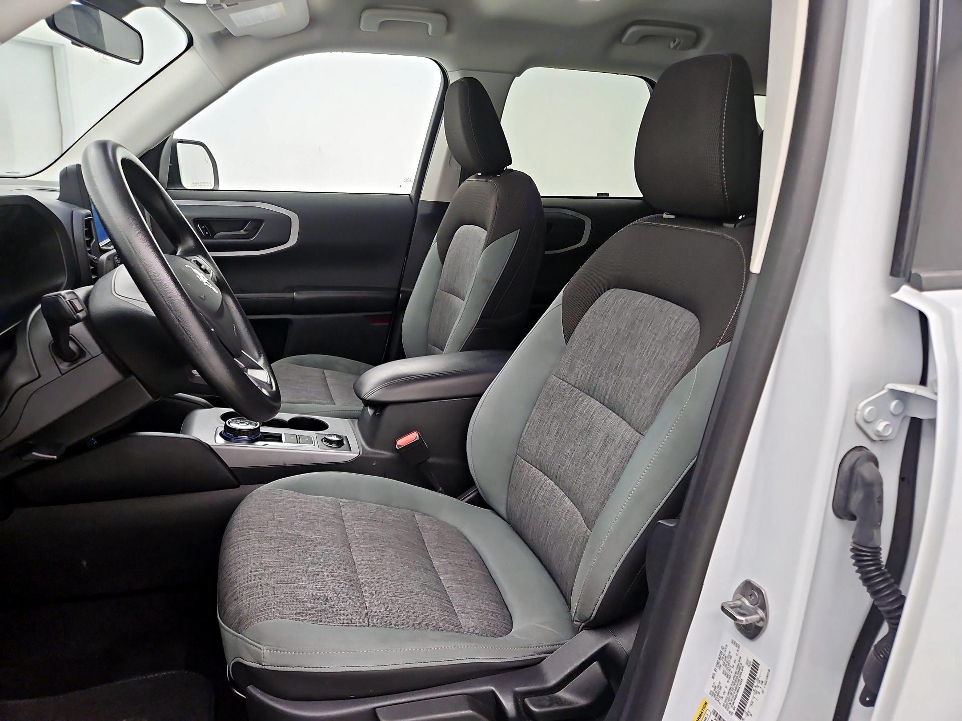 Thumbnail: 2021 Ford Bronco Sport - 11