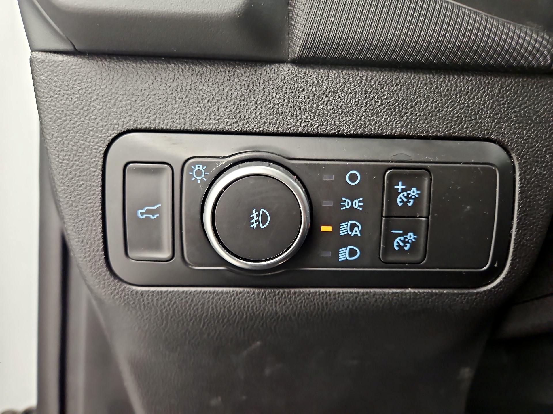 Thumbnail: 2021 Ford Bronco Sport - 13