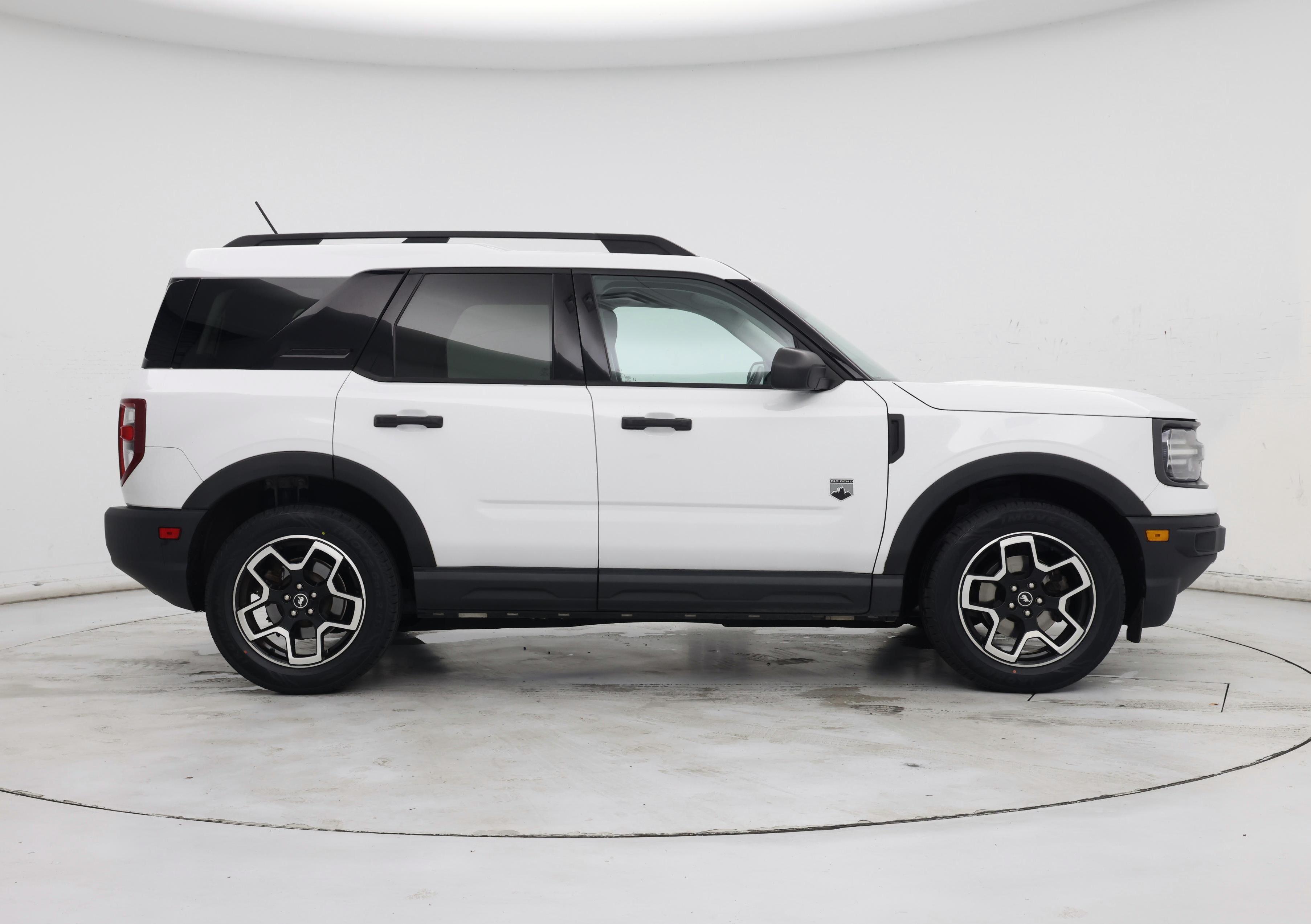 Thumbnail: 2021 Ford Bronco Sport - 7