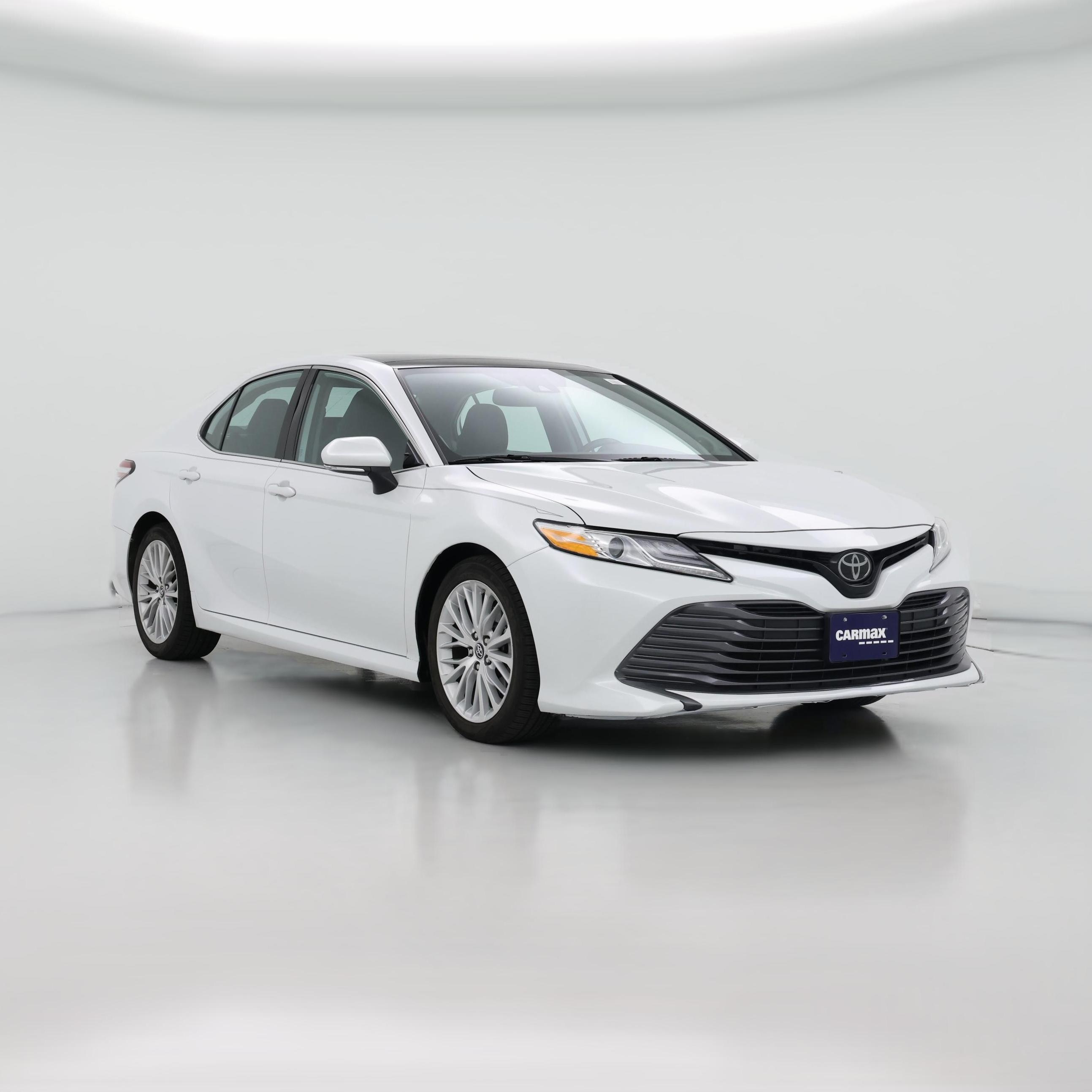 Thumbnail: 2019 Toyota Camry - 1