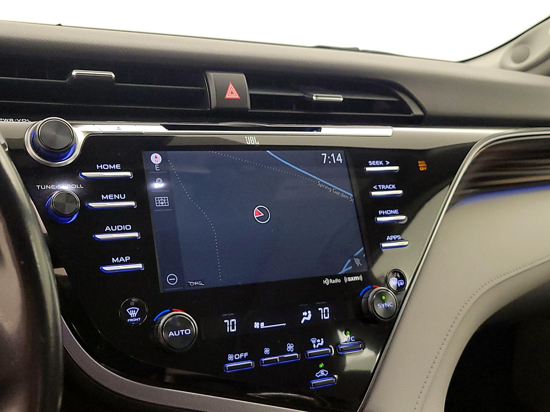 Thumbnail: 2019 Toyota Camry - 14