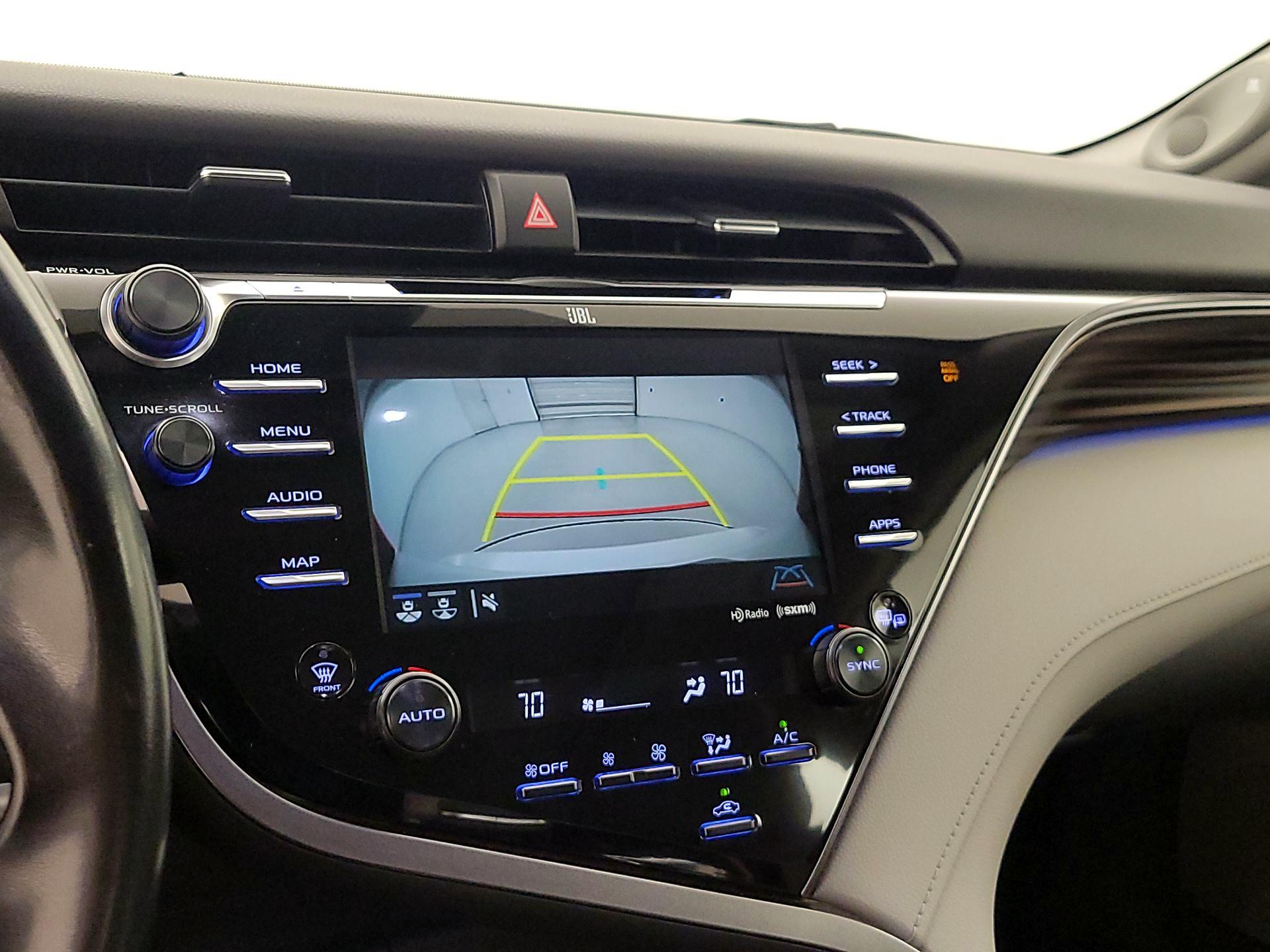 Thumbnail: 2019 Toyota Camry - 15