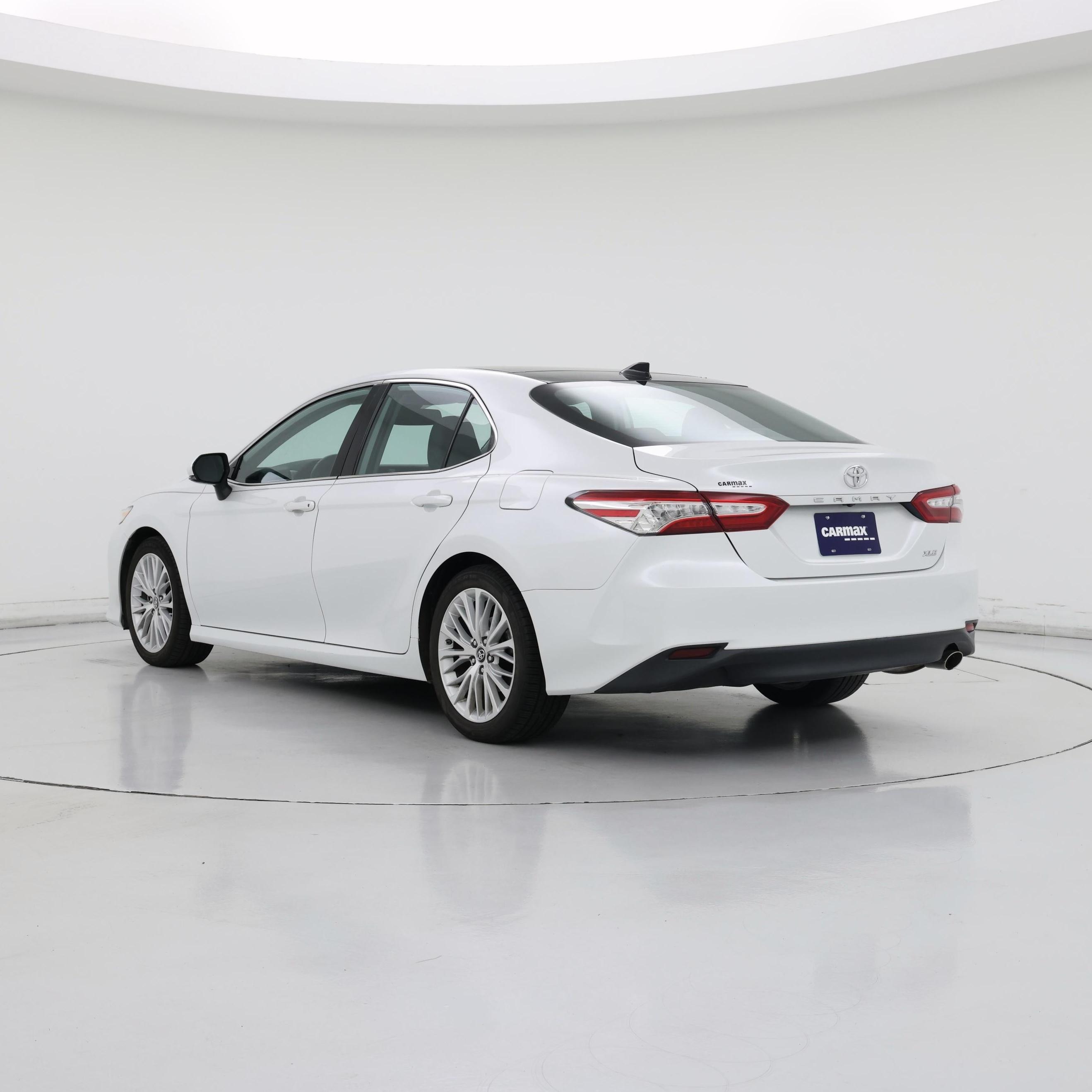 Thumbnail: 2019 Toyota Camry - 2