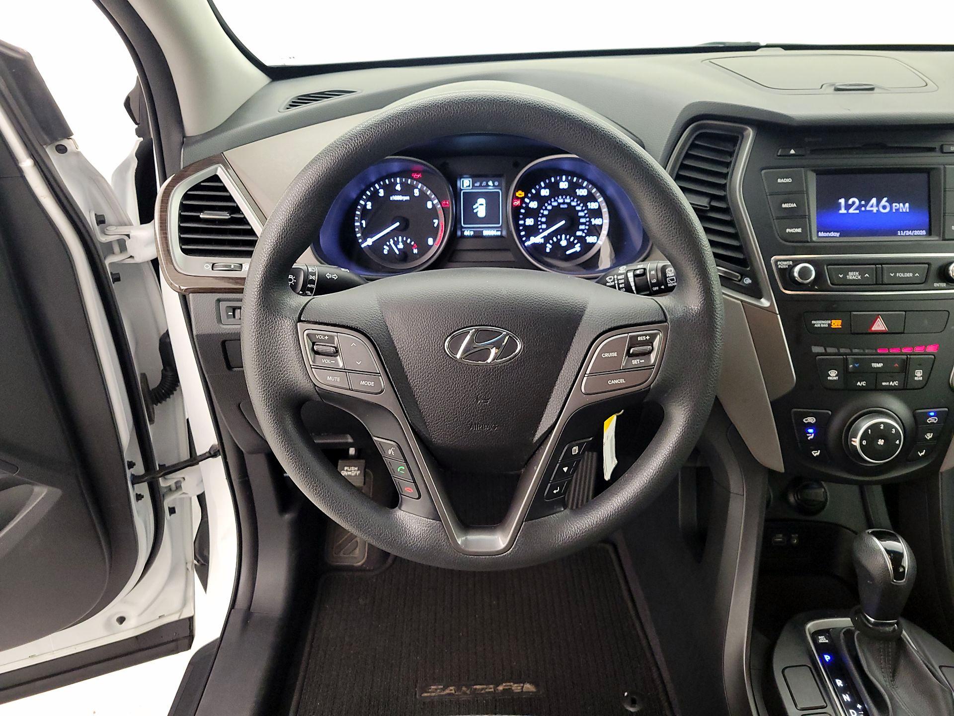 Thumbnail: 2018 Hyundai Santa Fe - 10