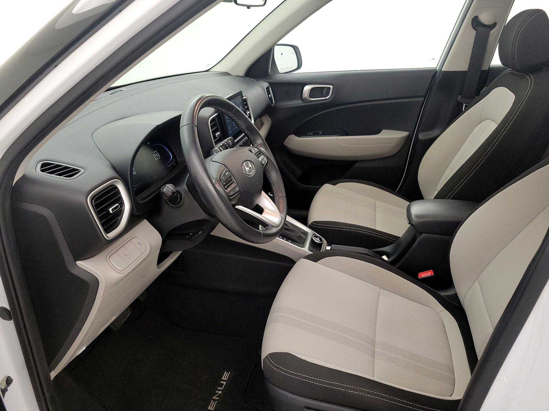 Thumbnail: 2024 Hyundai Venue - 11