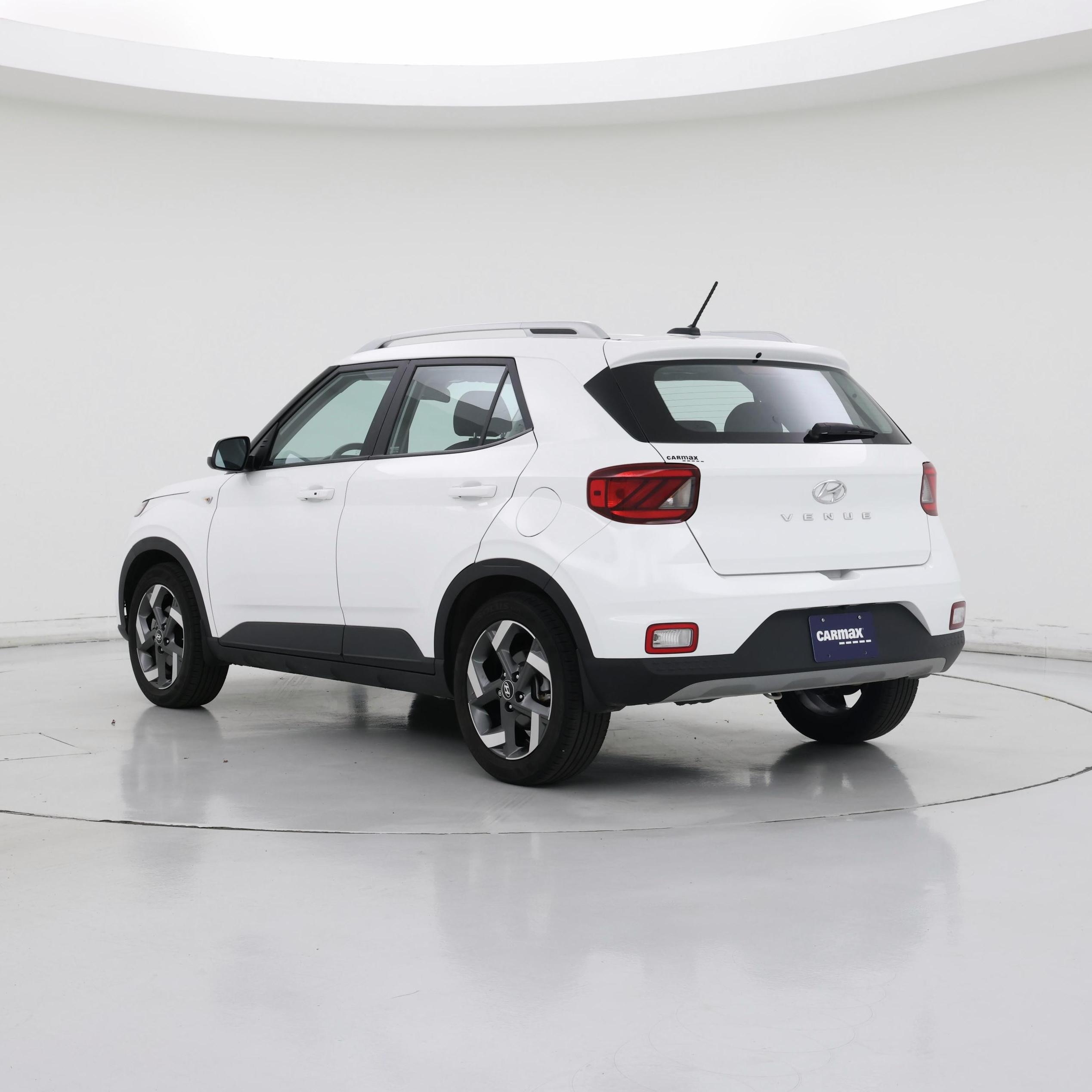 Thumbnail: 2024 Hyundai Venue - 2