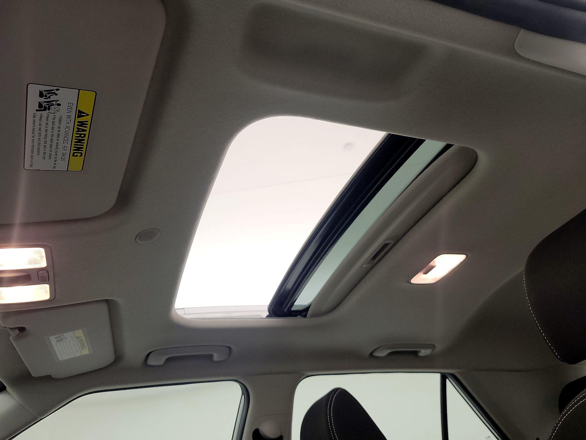 Thumbnail: 2024 Hyundai Venue - 19