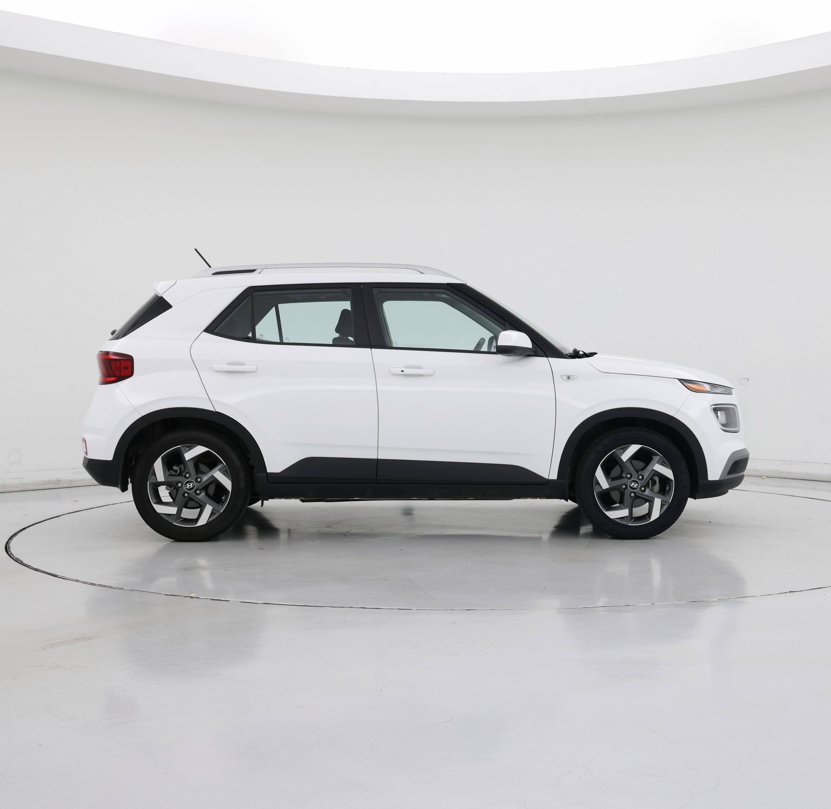 Thumbnail: 2024 Hyundai Venue - 7