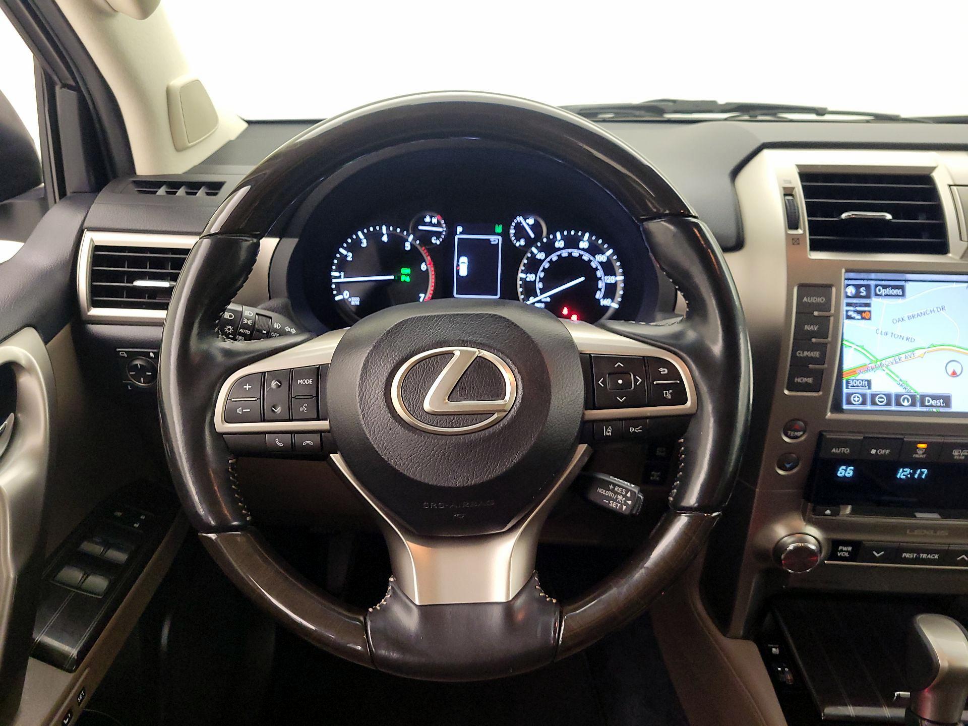 Thumbnail: 2021 Lexus GX - 10