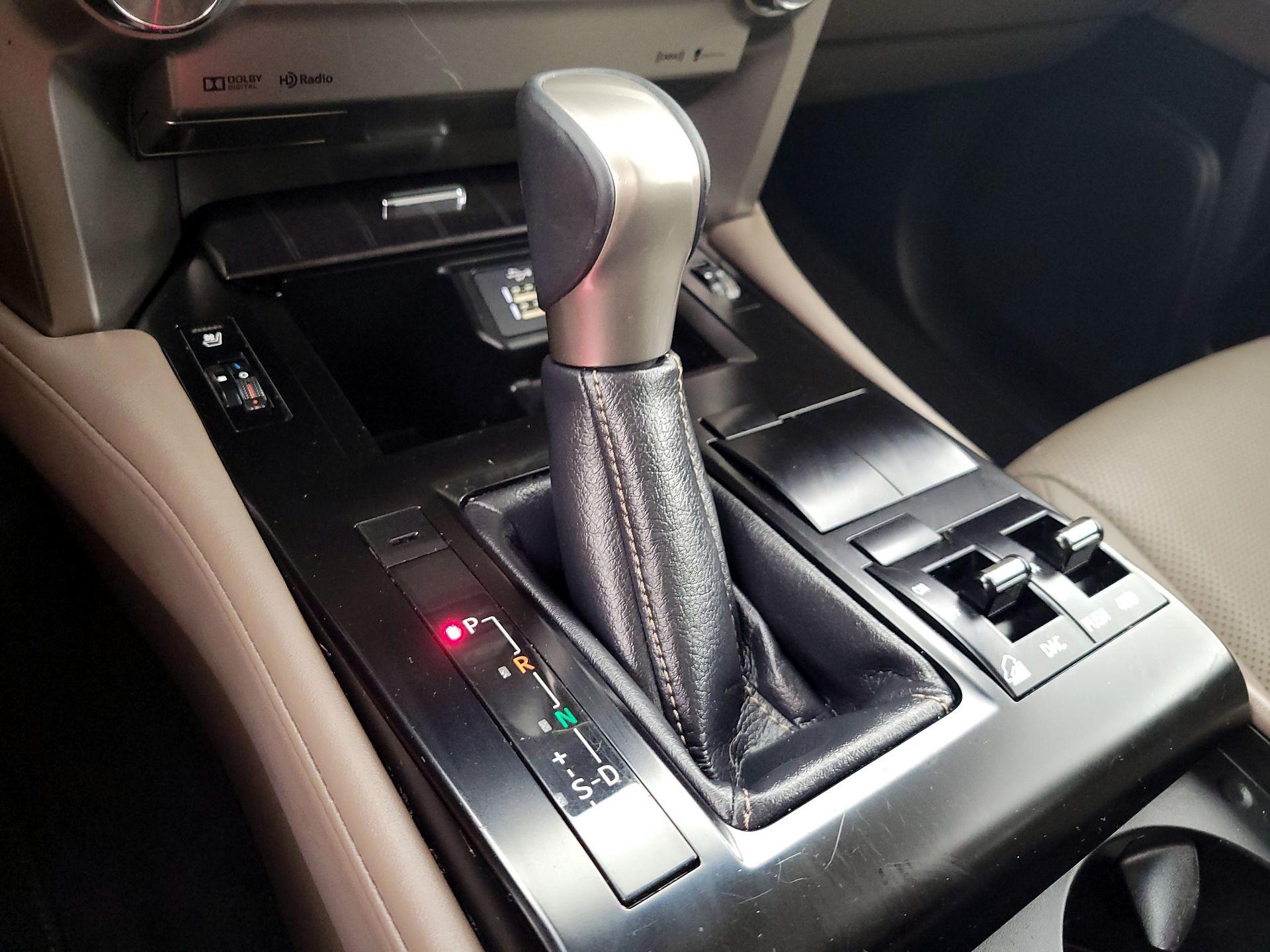 Thumbnail: 2021 Lexus GX - 18