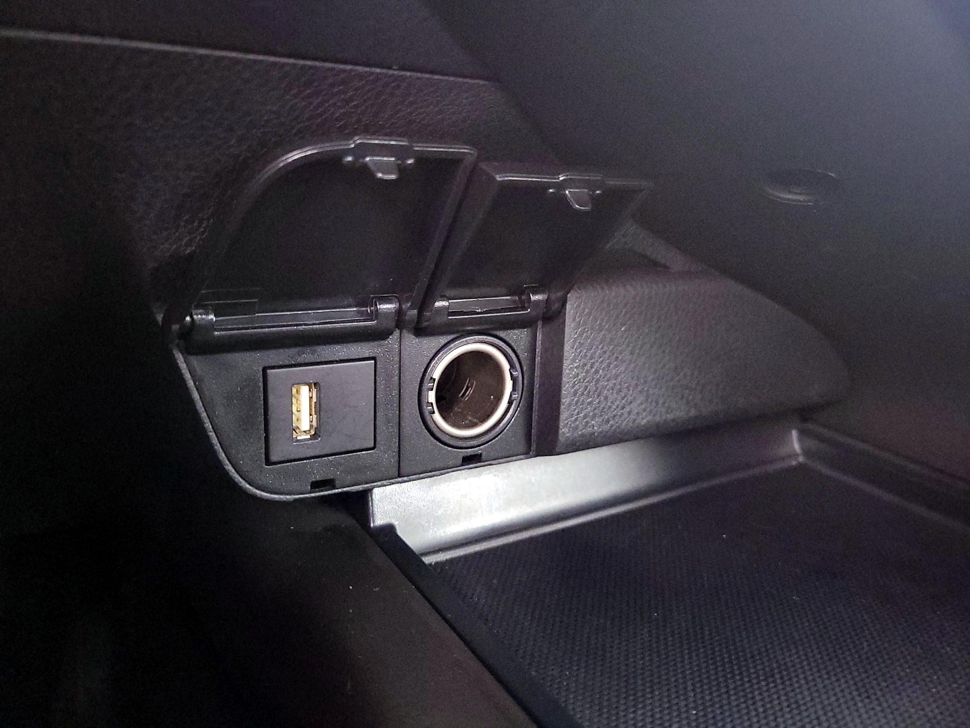 Thumbnail: 2024 Toyota Camry - 18