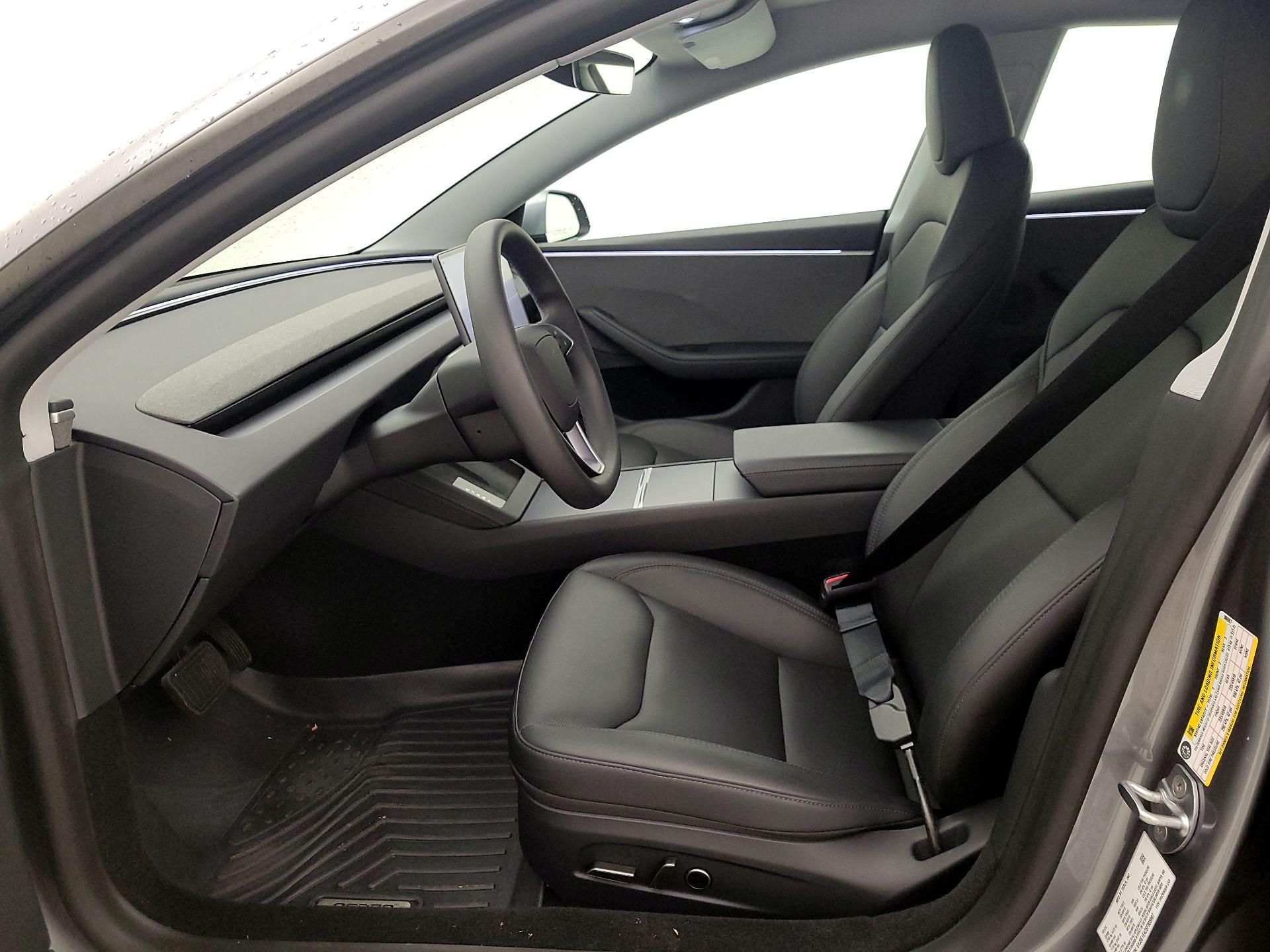 Thumbnail: 2025 Tesla Model 3 - 11