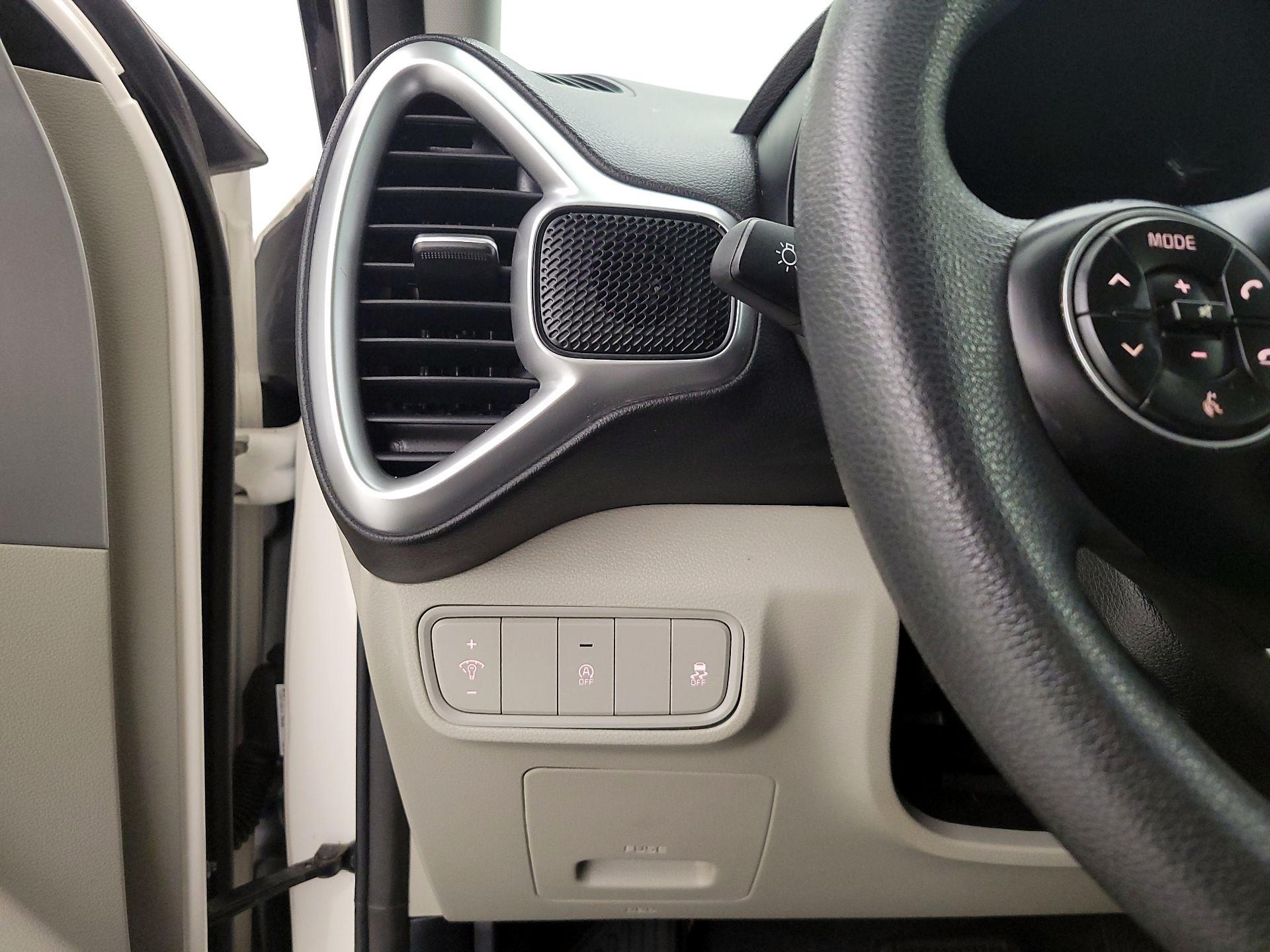 Thumbnail: 2021 Kia Soul - 13