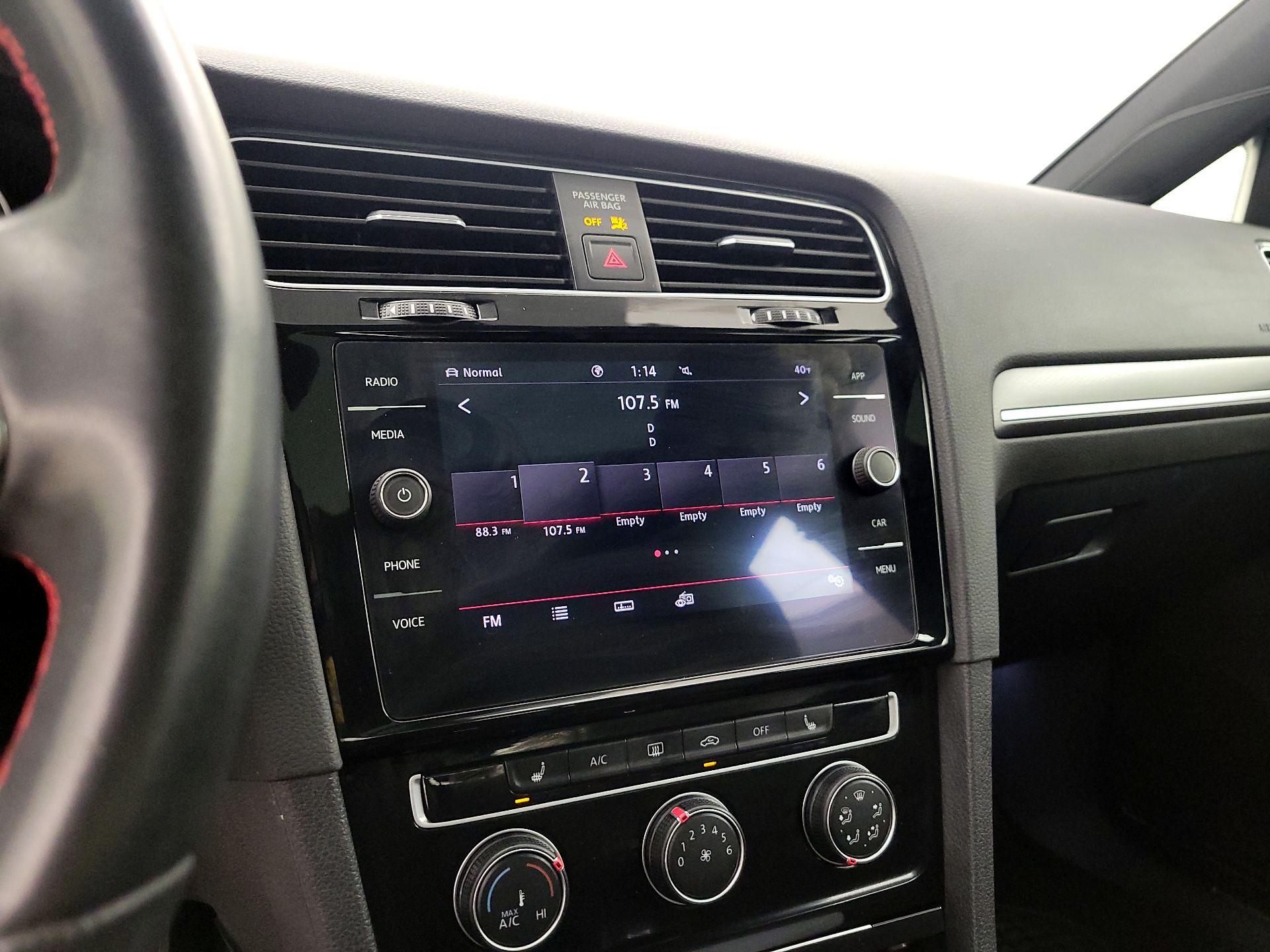 Thumbnail: 2020 Volkswagen Golf - 14