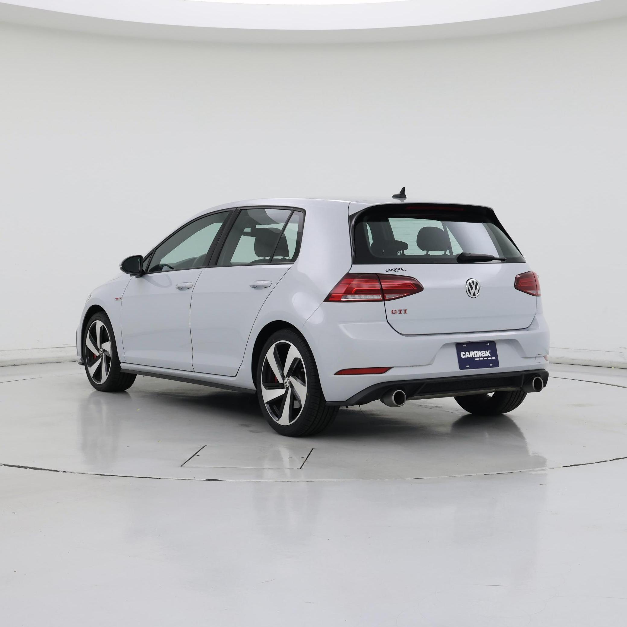 Thumbnail: 2020 Volkswagen Golf - 2