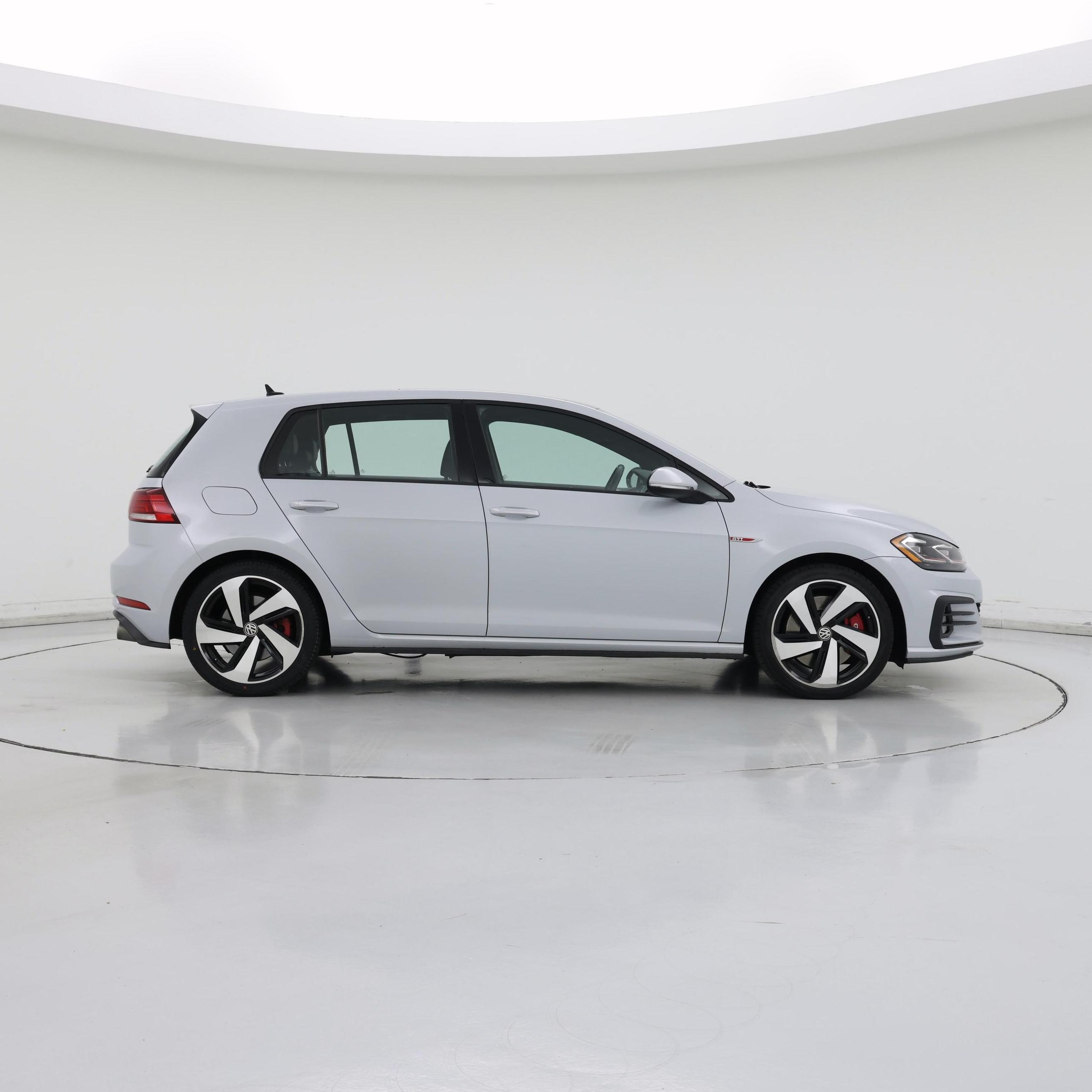 Thumbnail: 2020 Volkswagen Golf - 7