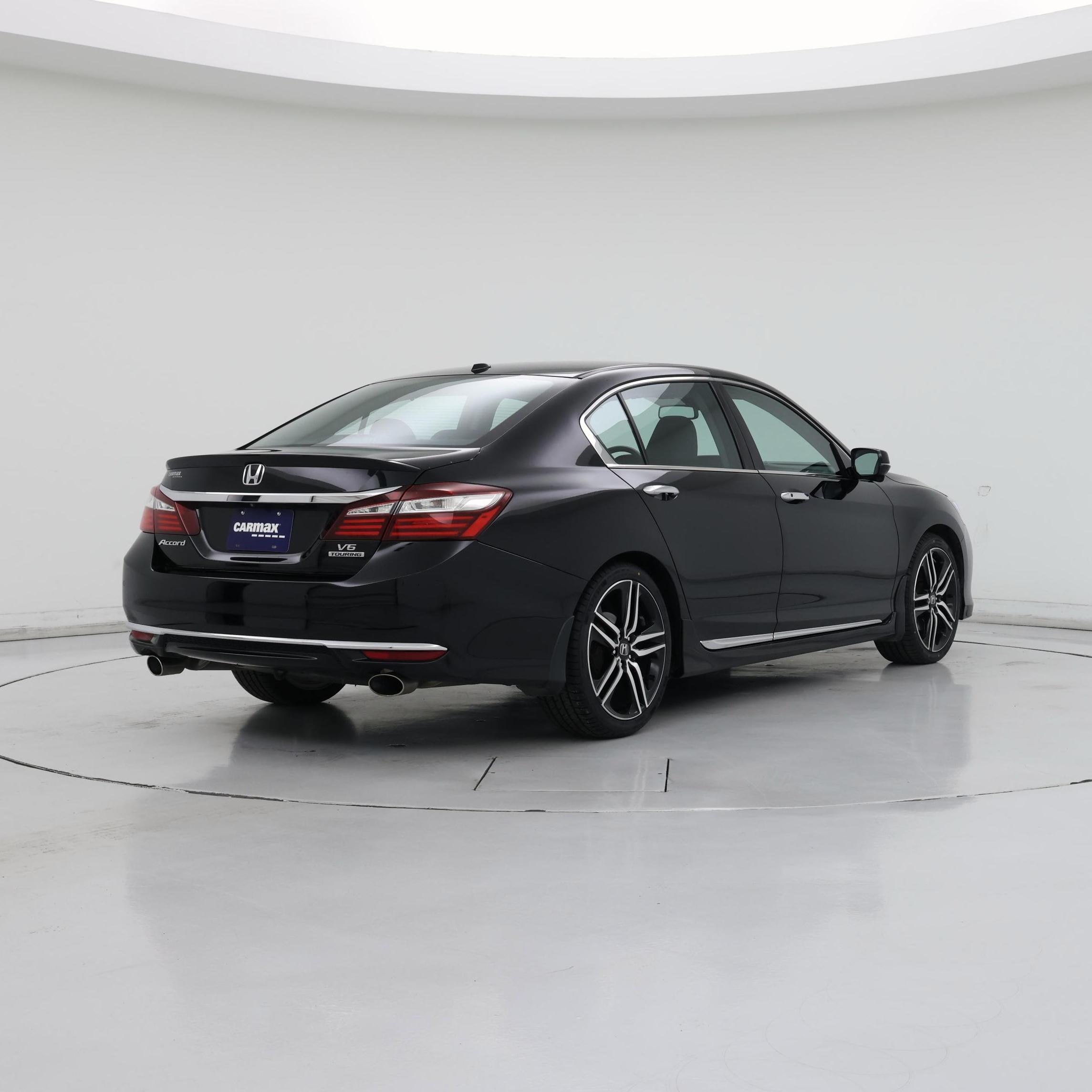 Thumbnail: 2016 Honda Accord - 8