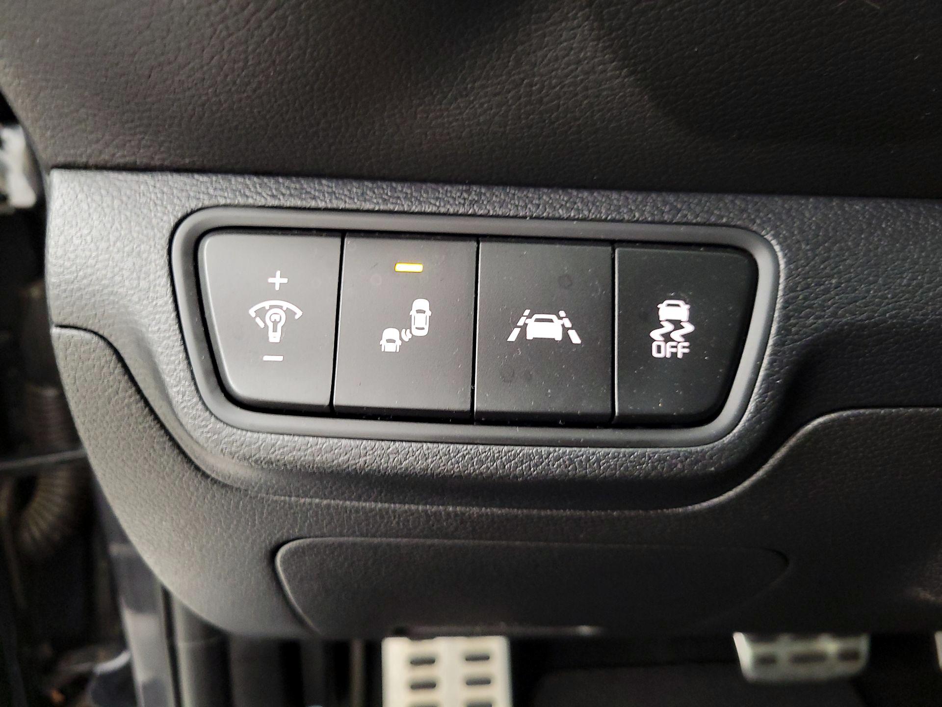 Thumbnail: 2021 Kia Forte - 13