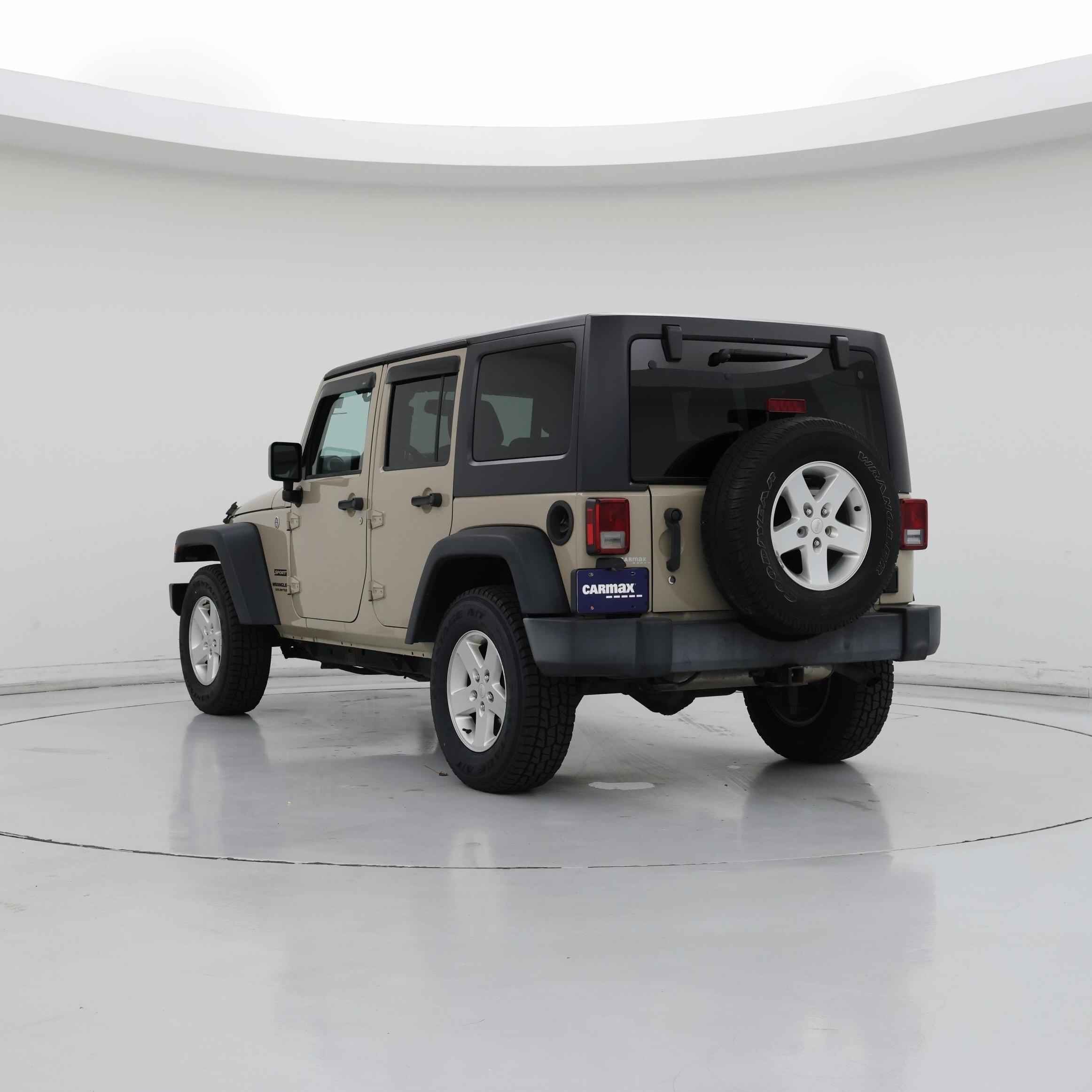 Thumbnail: 2016 Jeep Wrangler - 2