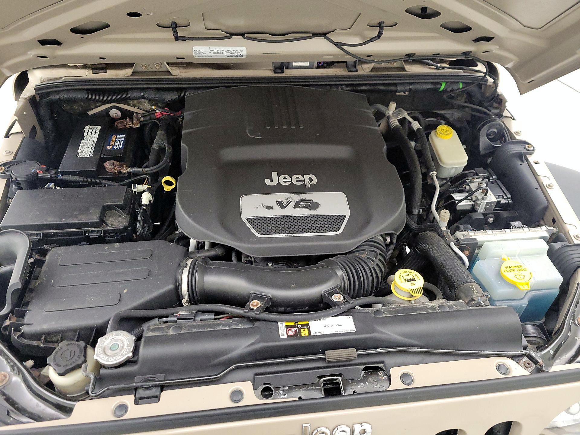 Thumbnail: 2016 Jeep Wrangler - 20