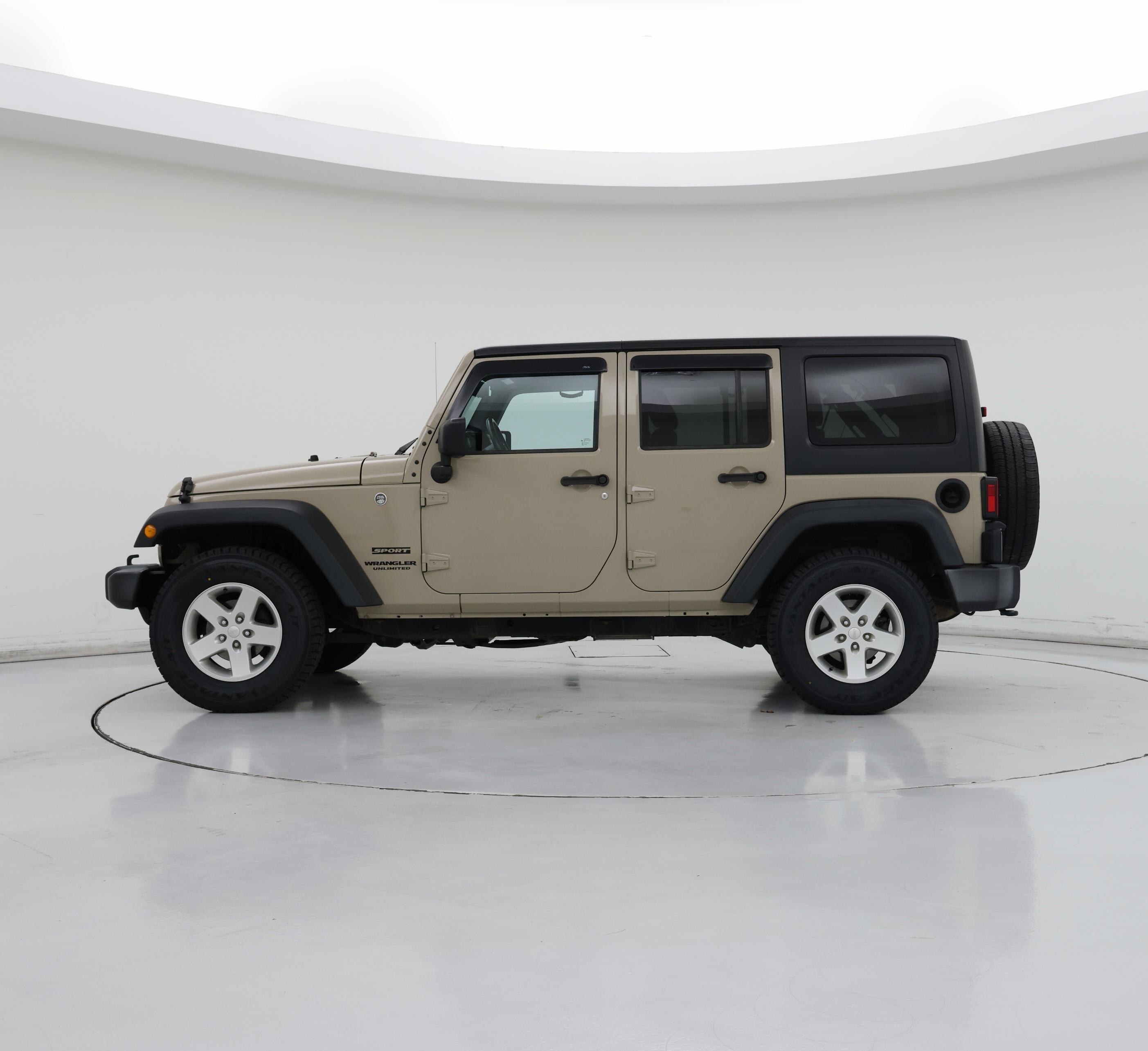 Thumbnail: 2016 Jeep Wrangler - 3