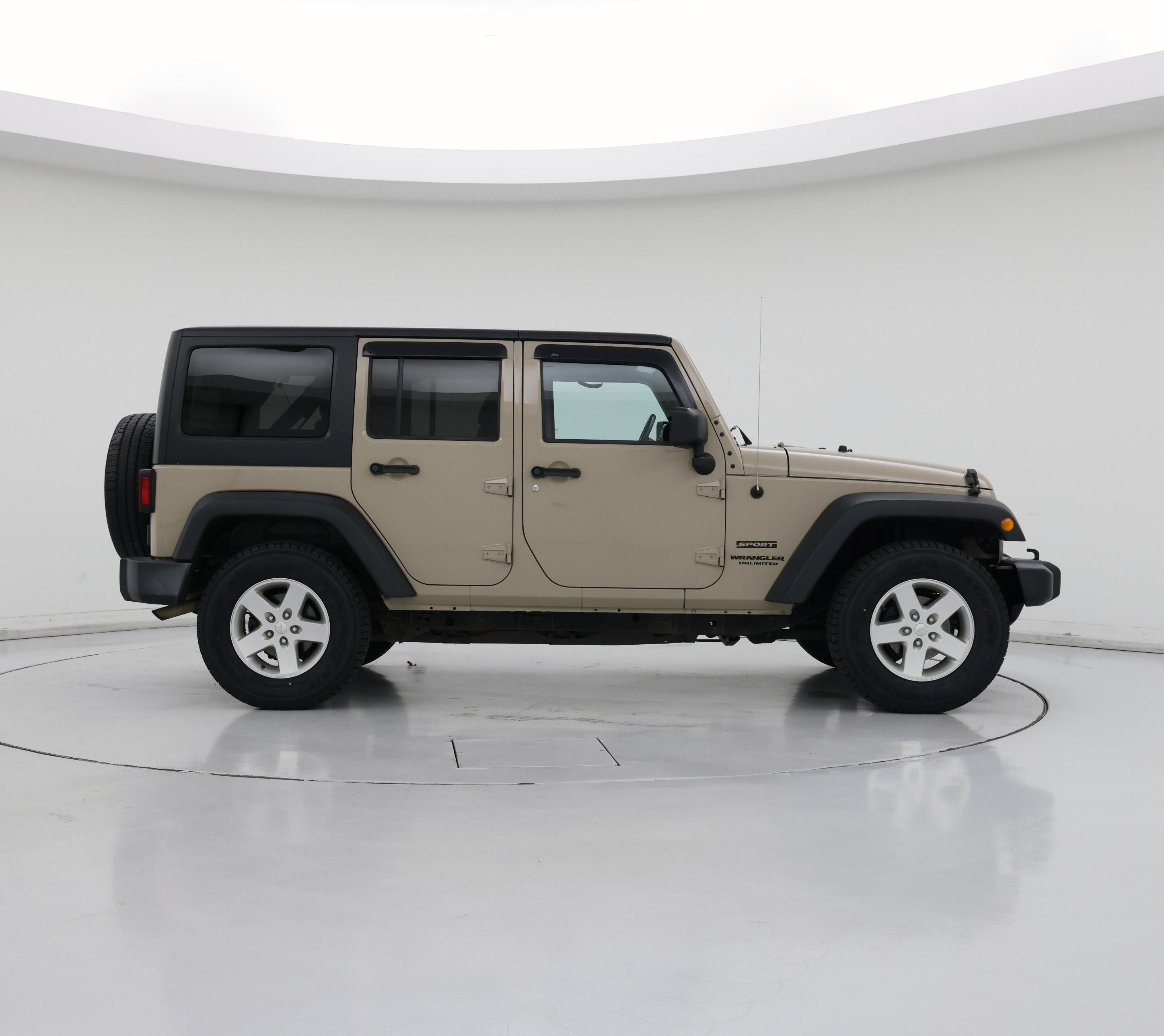 Thumbnail: 2016 Jeep Wrangler - 7