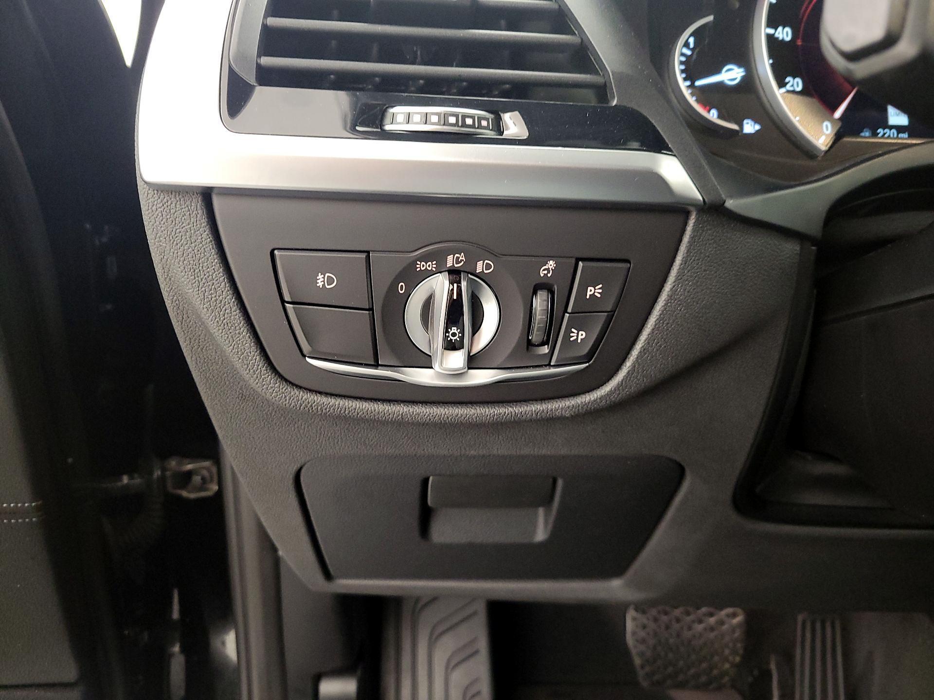 Thumbnail: 2019 BMW X3 - 13