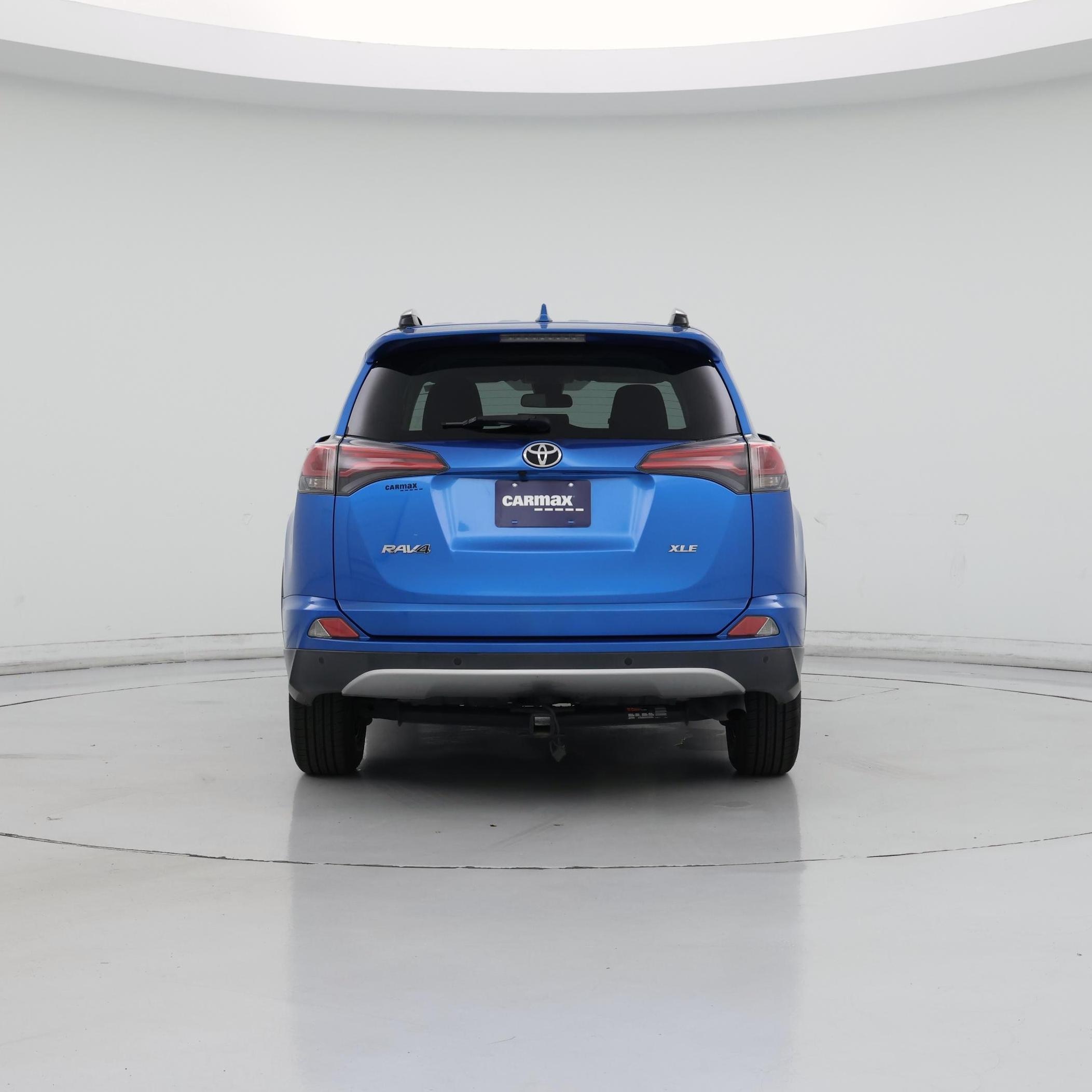 Thumbnail: 2018 Toyota RAV4 - 6