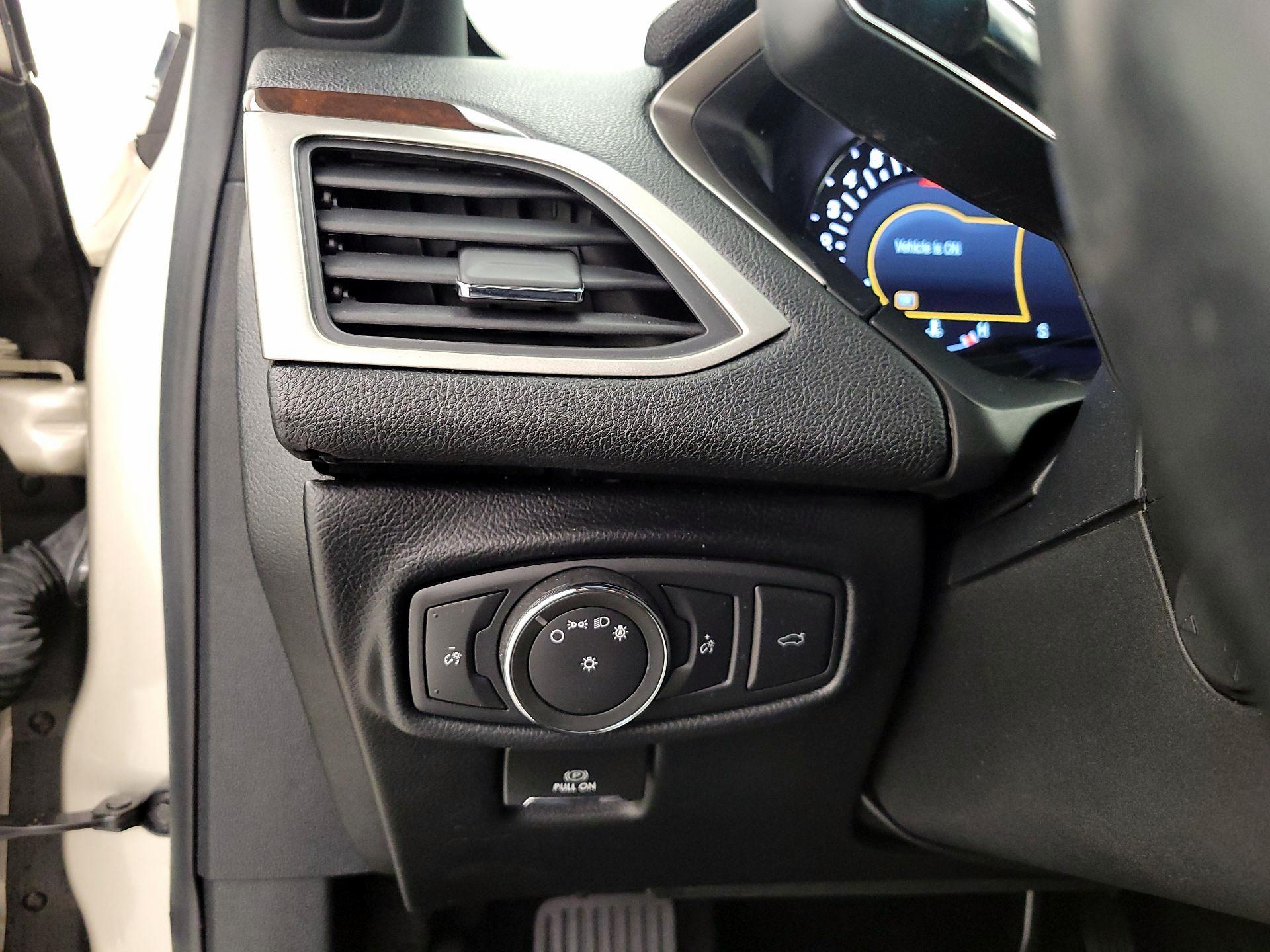 Thumbnail: 2017 Lincoln MKZ - 13