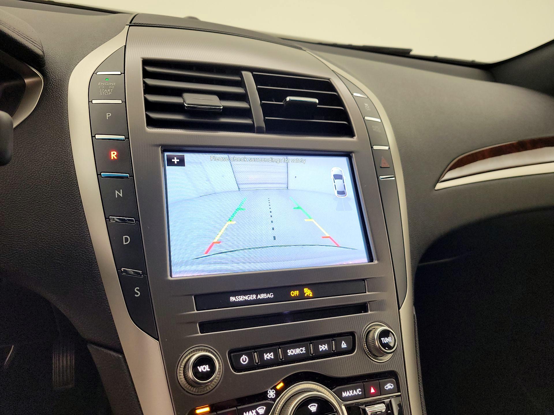 Thumbnail: 2017 Lincoln MKZ - 15