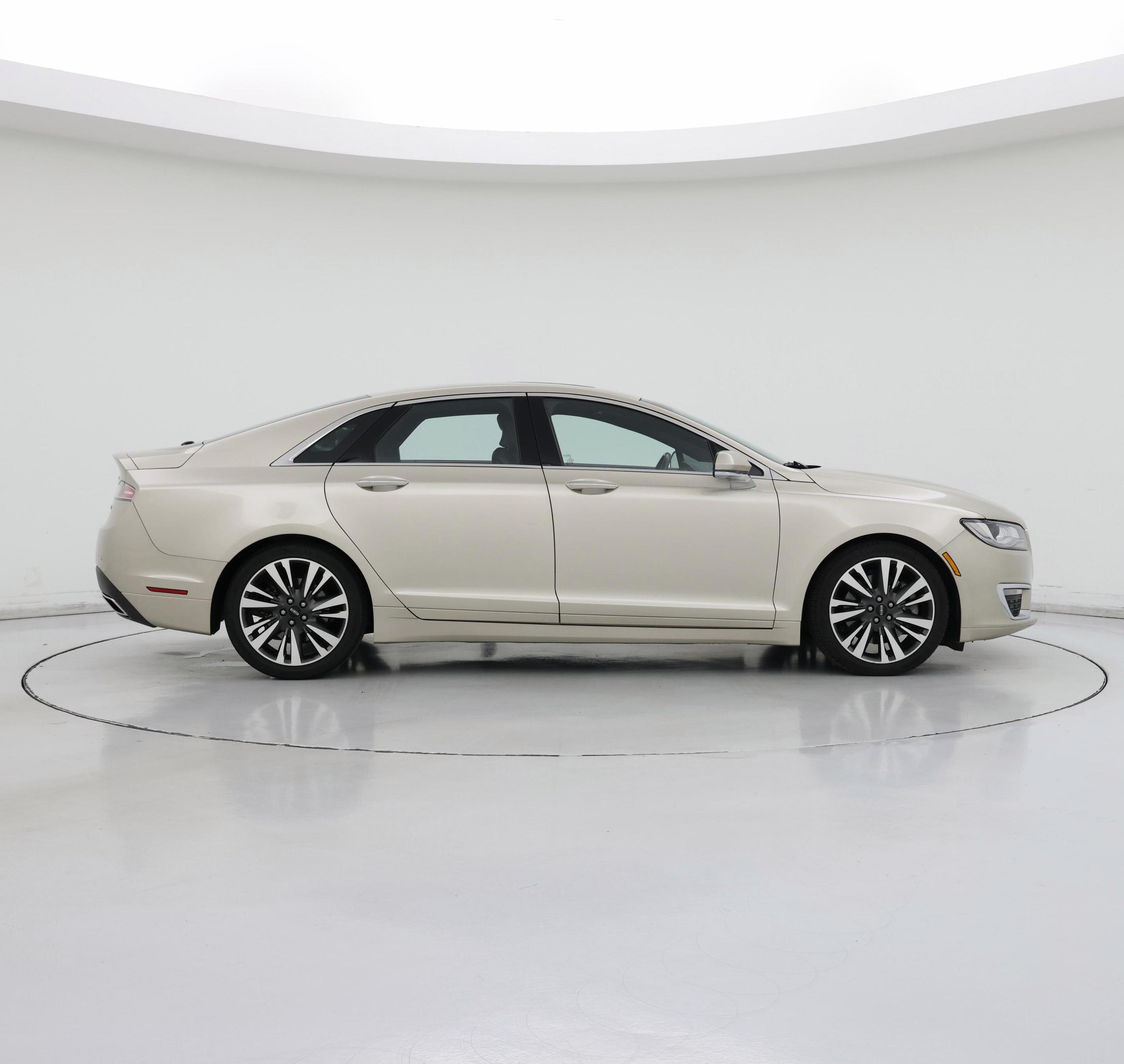 Thumbnail: 2017 Lincoln MKZ - 7