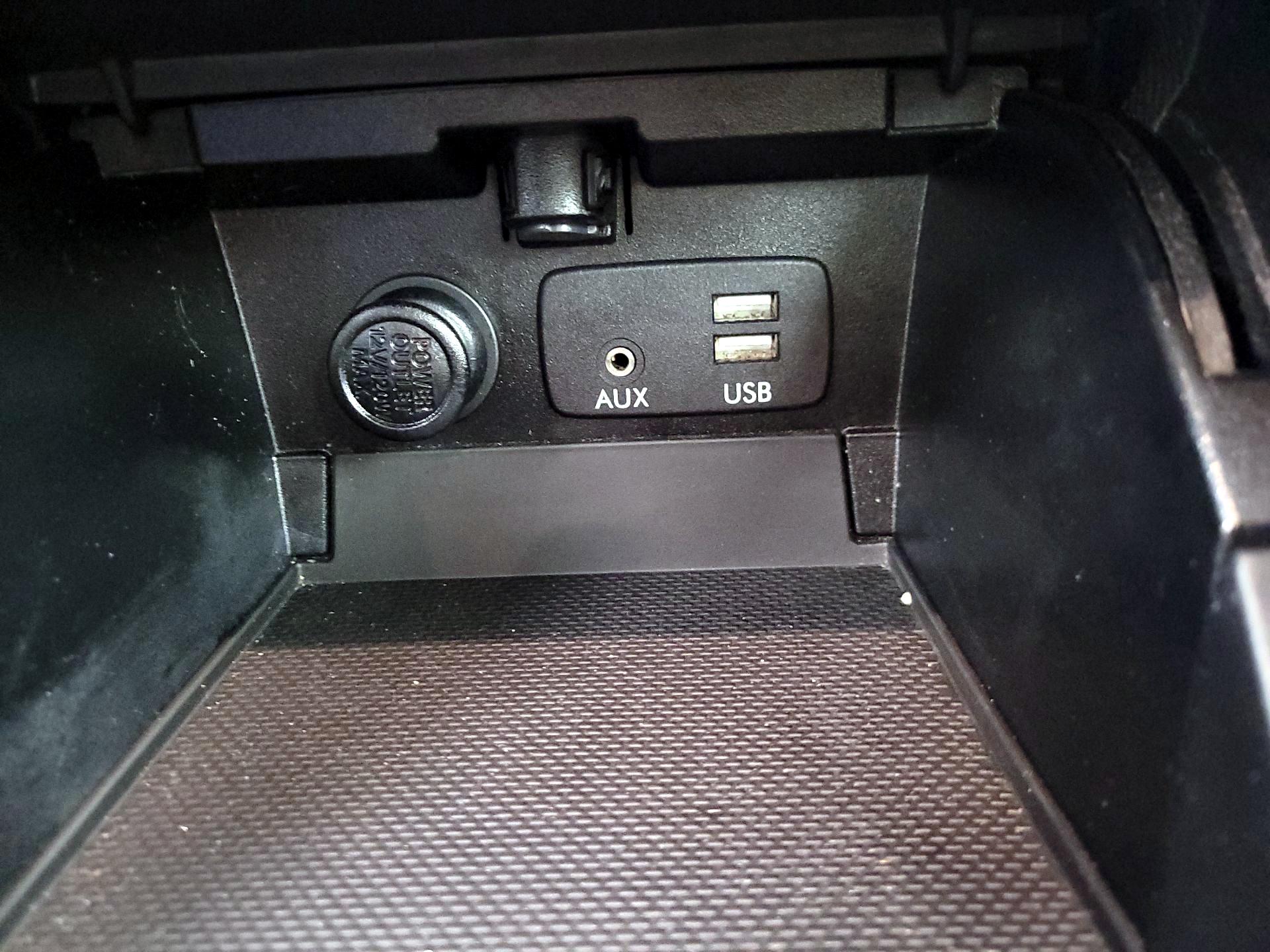 Thumbnail: 2017 Subaru Legacy - 18