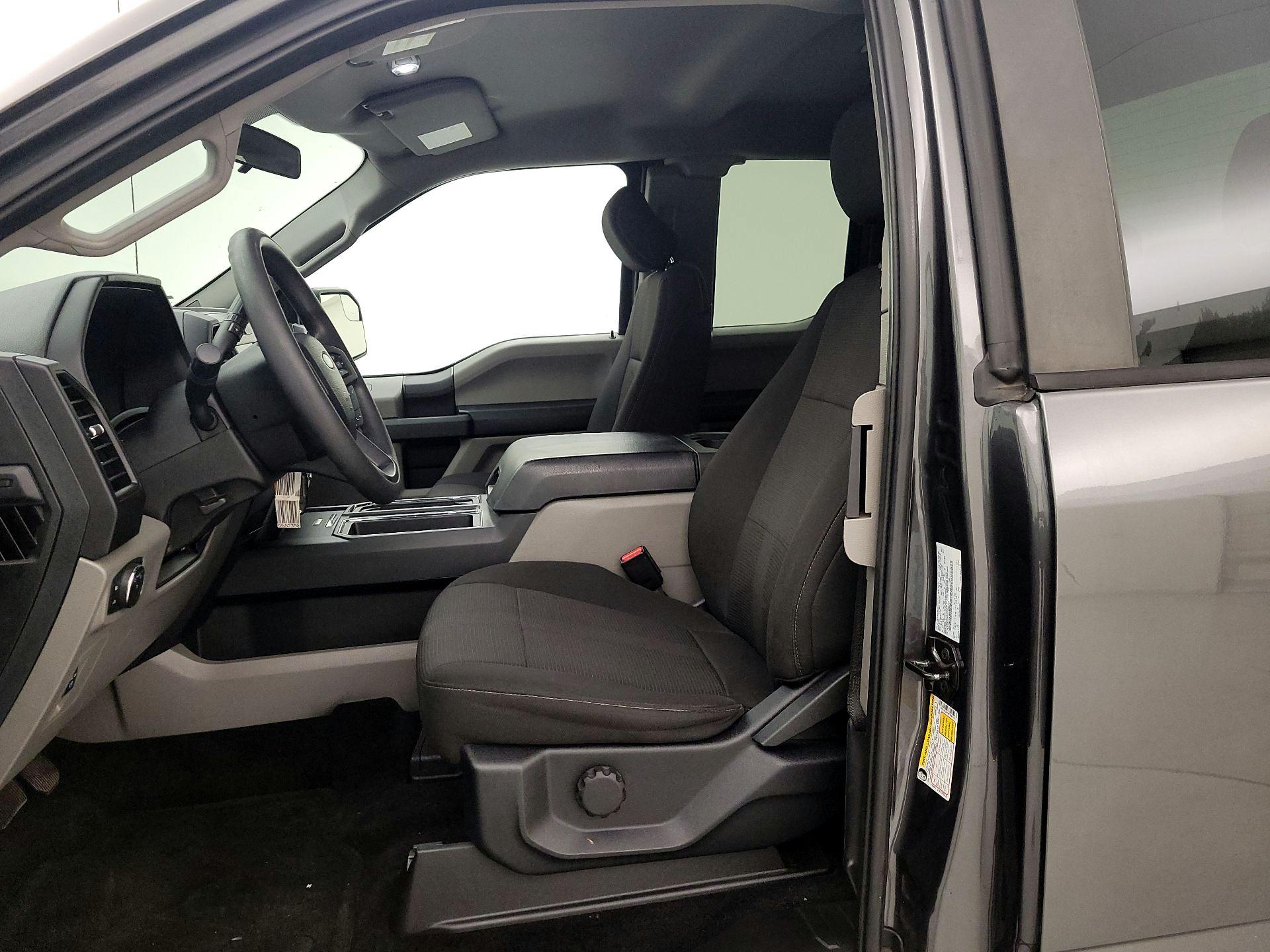 Thumbnail: 2017 Ford F-150 - 11