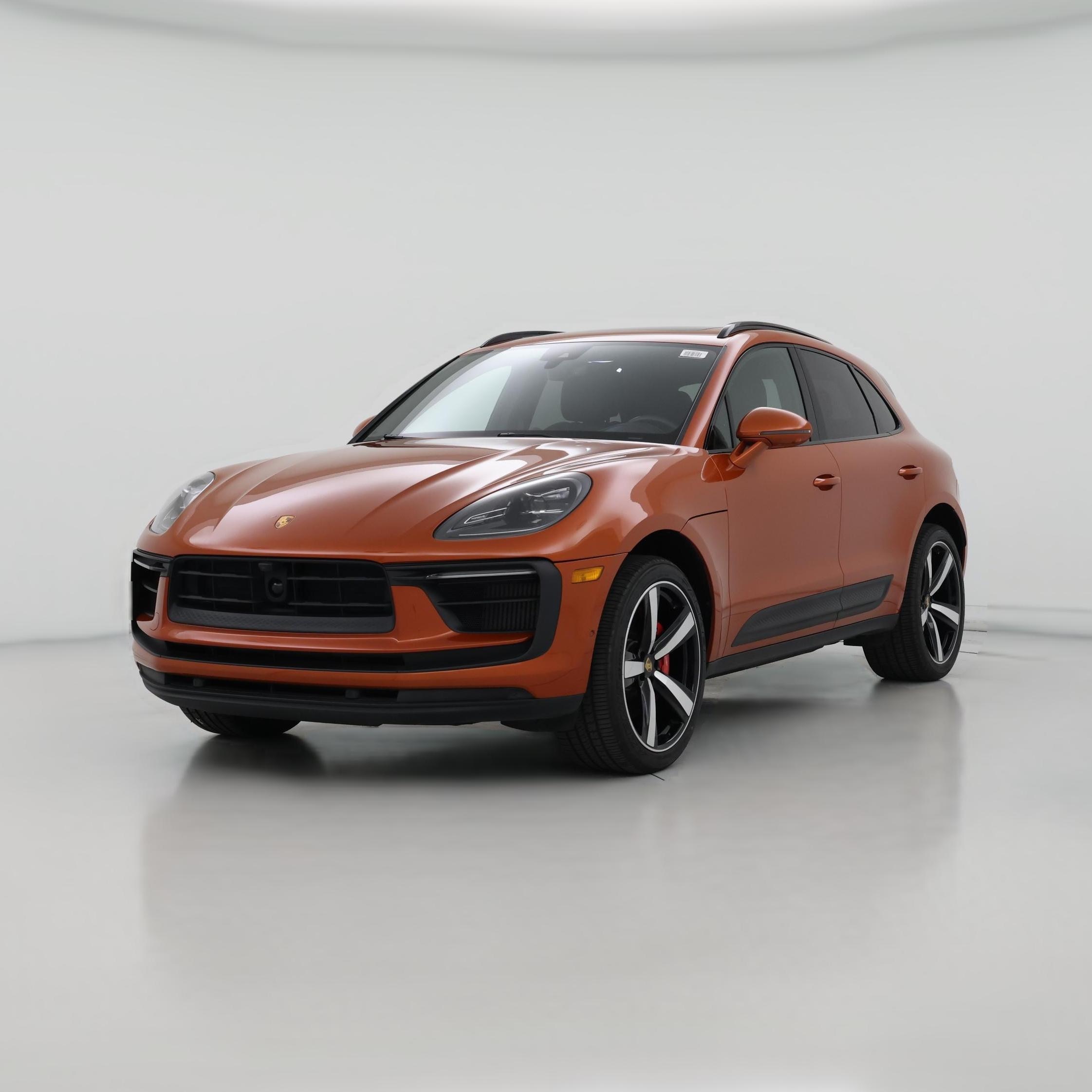 Thumbnail: 2022 Porsche Macan - 1