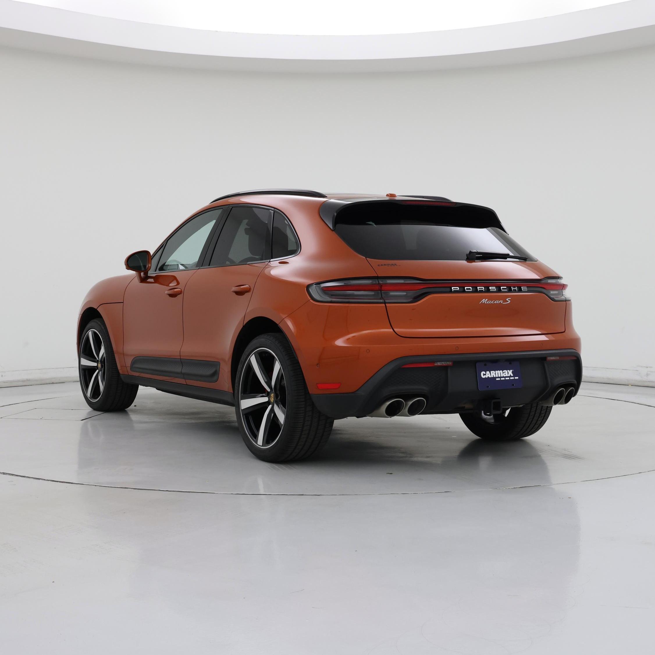 Thumbnail: 2022 Porsche Macan - 3