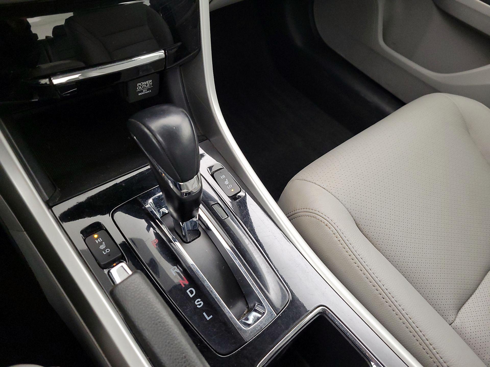 Thumbnail: 2017 Honda Accord - 17