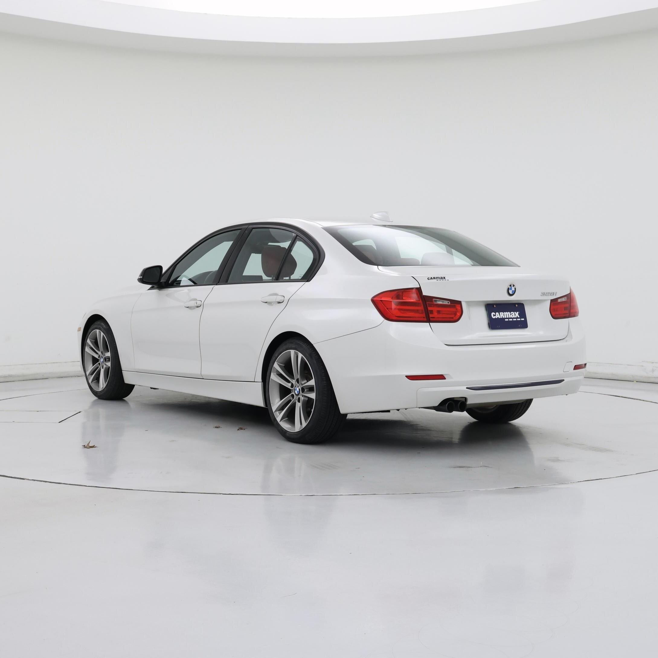 Thumbnail: 2015 BMW 3 Series - 2