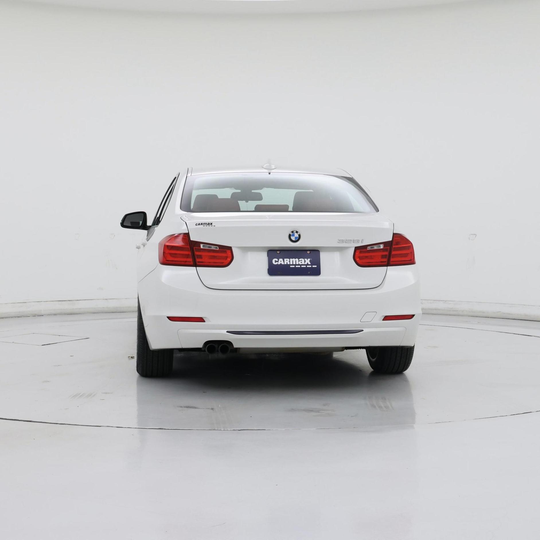 Thumbnail: 2015 BMW 3 Series - 6